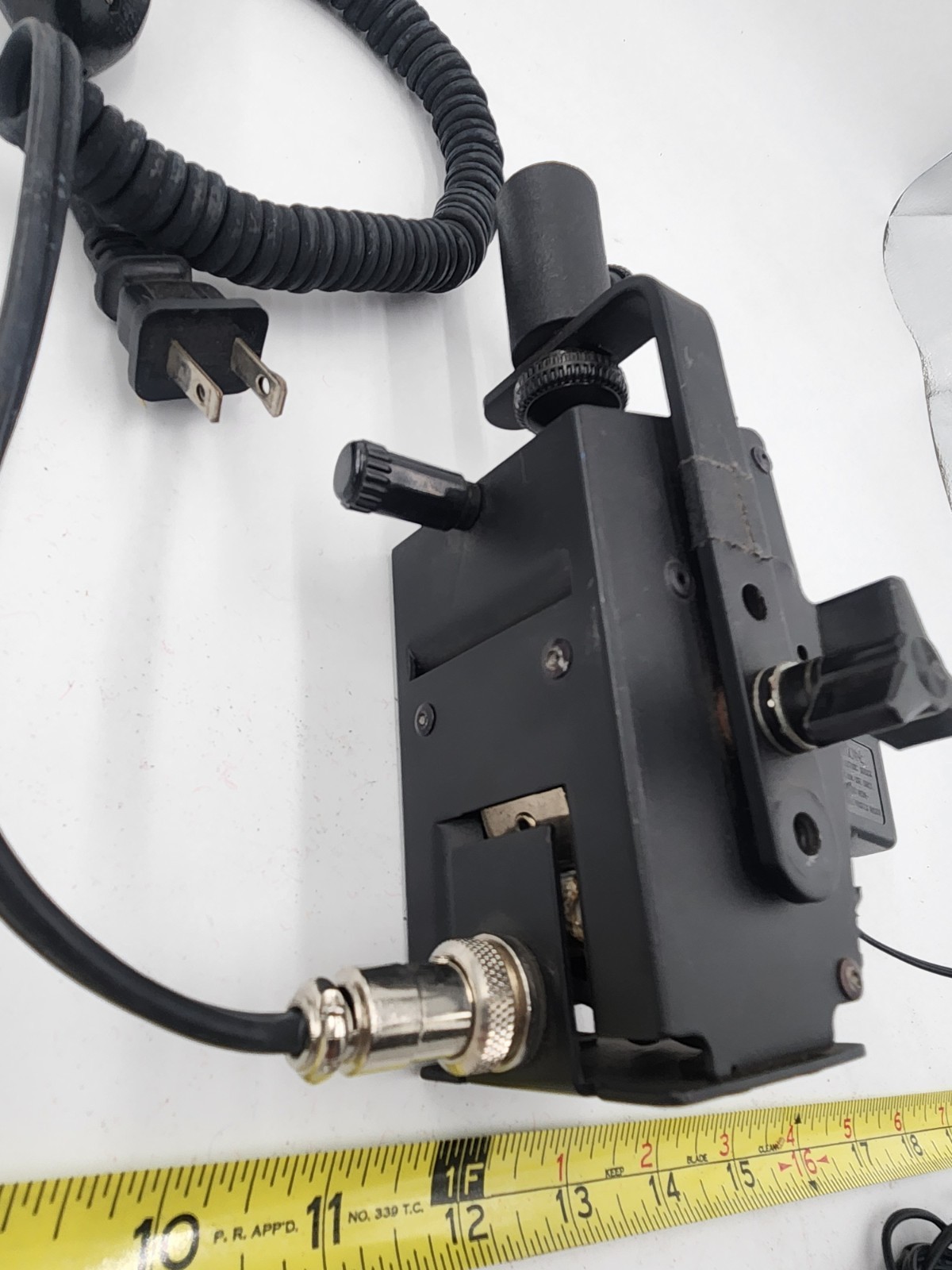 Cool-Lux Mini-Cool MR-16 Portable Light Illuminator Fixture Unit