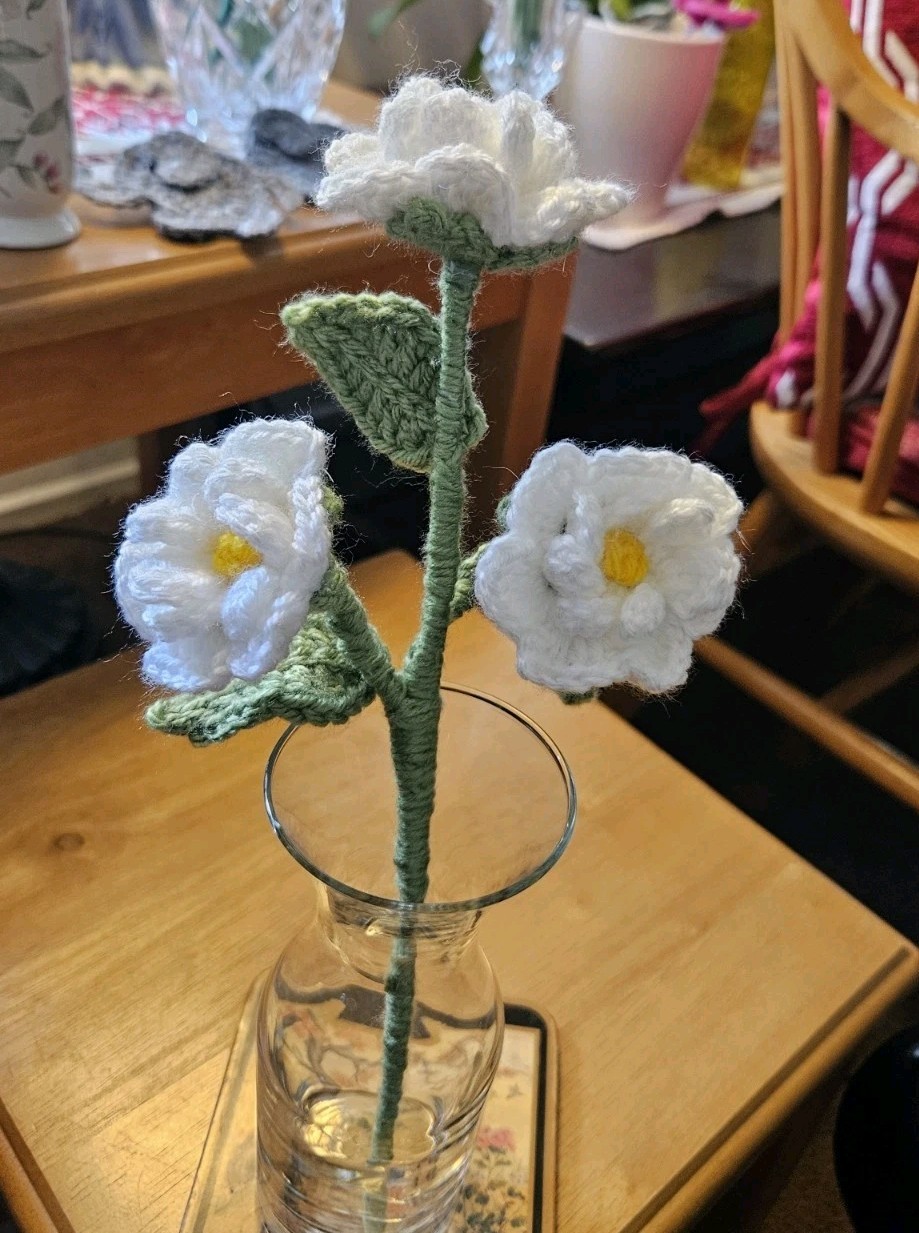 Handmade Crochet 3 White Flowers.