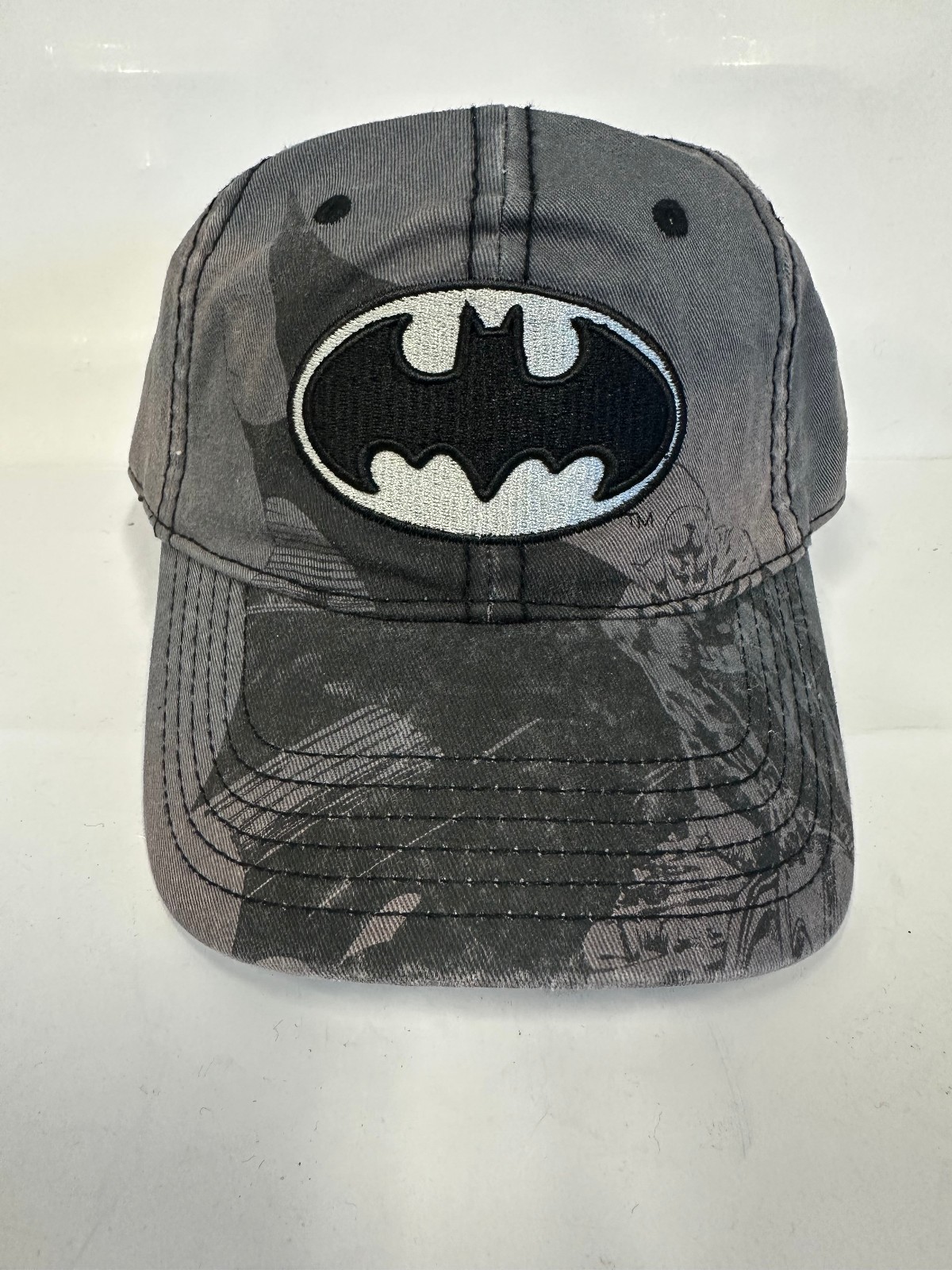 Baseball Cap - DC Comics - Batman Gray Snapback Adjustable Back NEW