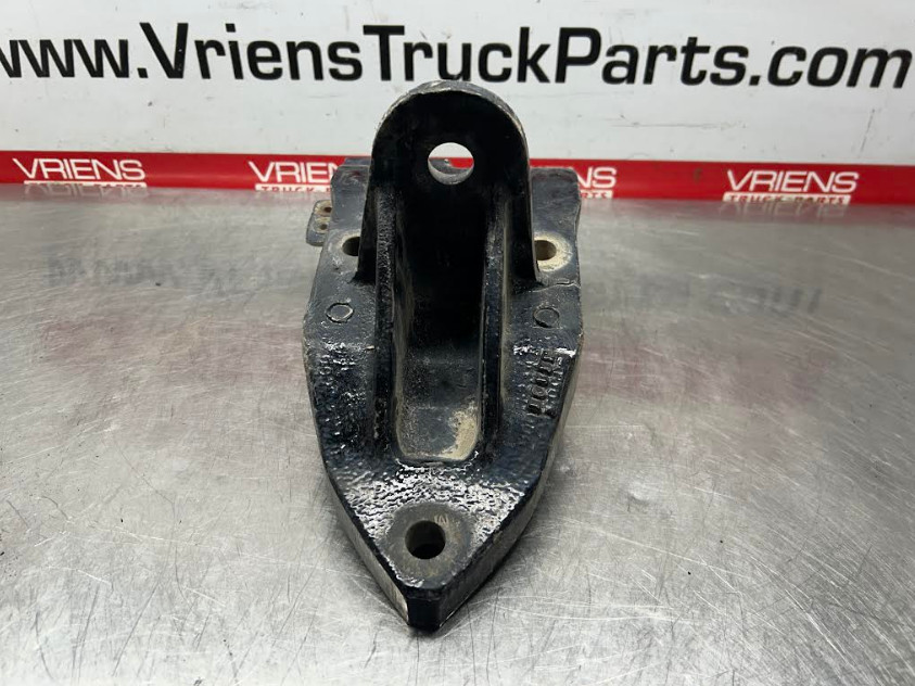 PETERBILT 105480 CAB MOUNT BRACKET
