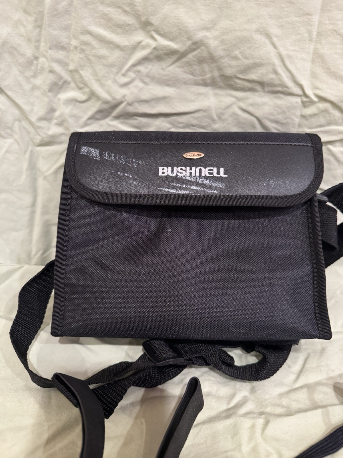 Bushnell 7x35 Binoculars Instafocus With Carrying Case