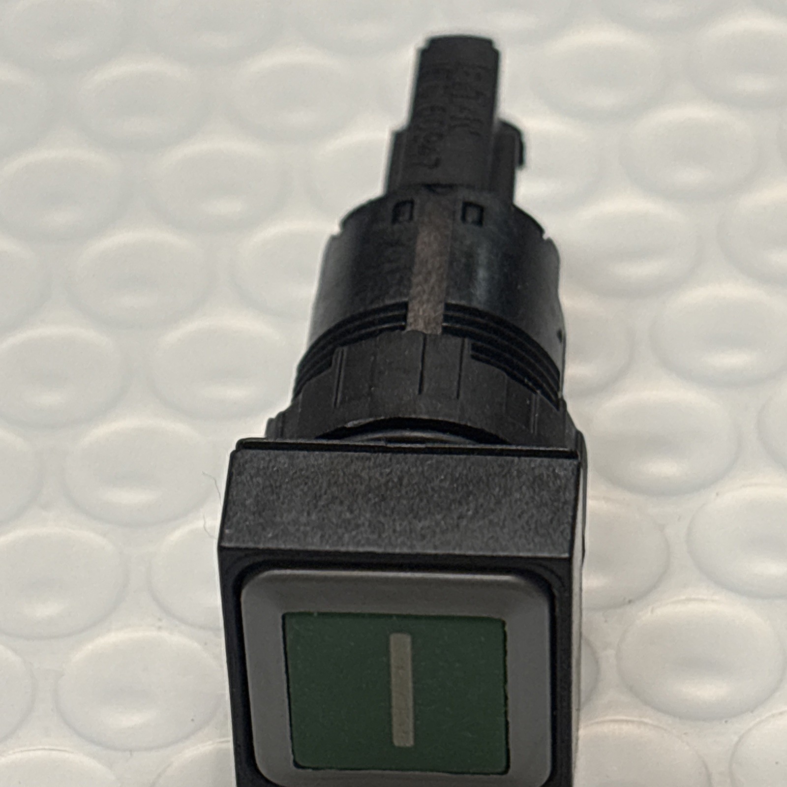 Eaton Q18D-11, Switch Actuator Push-Button, Square Style, New Open Box