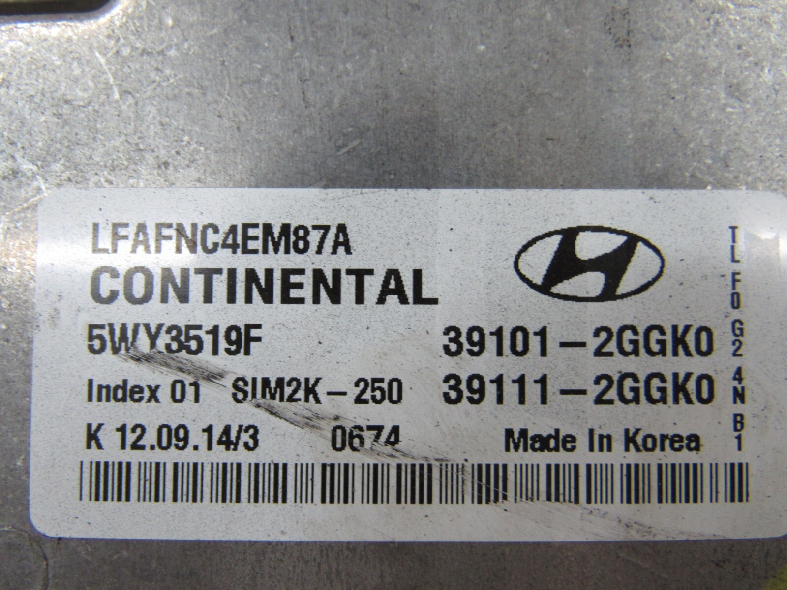 2015 Hyundai Sonata 2.4 Engine Computer Control Module ECU EBX 391012GGK0 OEM