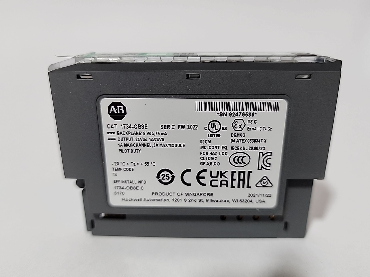 Allen-Bradley 1734-OB8E Digital Output Module