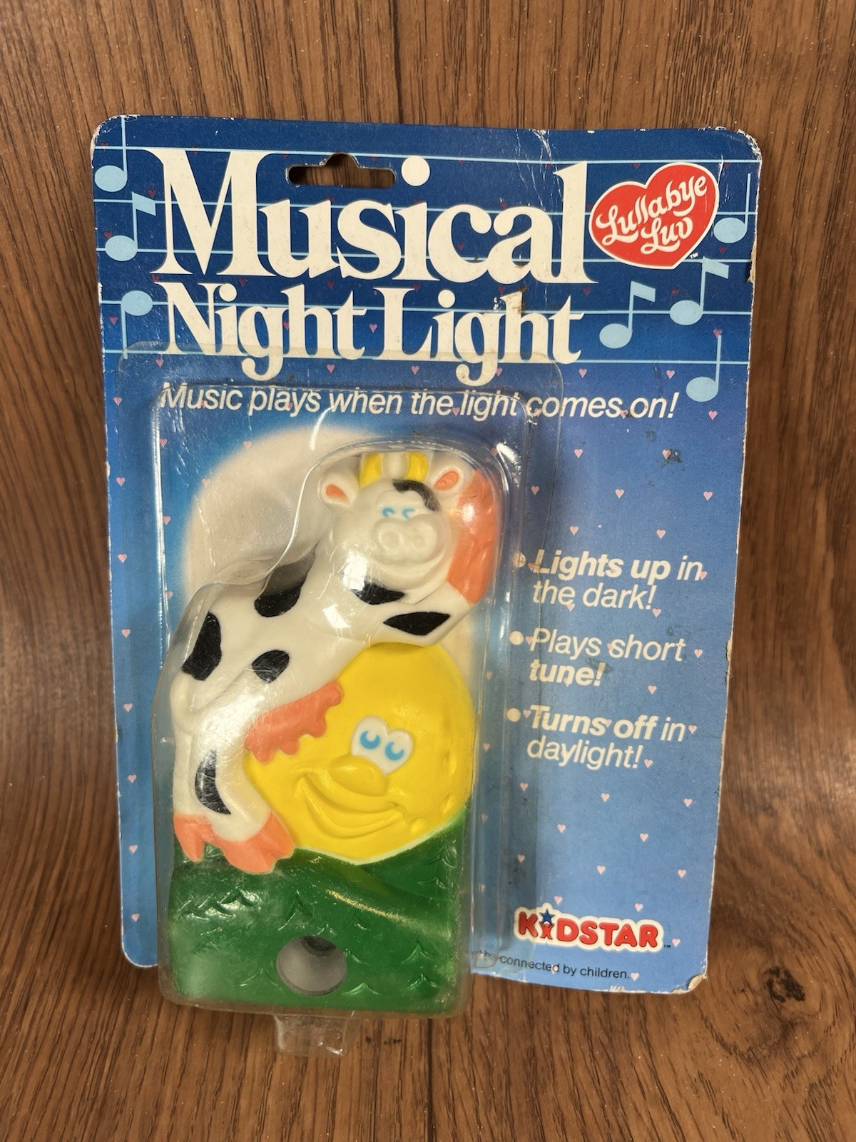VTG 1987 KIDSTAR Night Light Lullabye Luv 4217 Cow Jumped Over The Moon 5" x 3"
