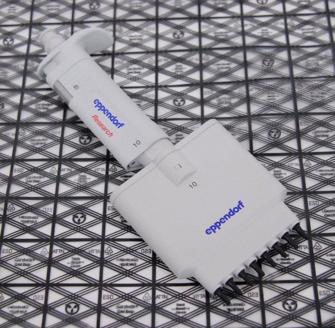 Eppendorf Research 10 0.5-10µL 8-Channel Manual Pipette