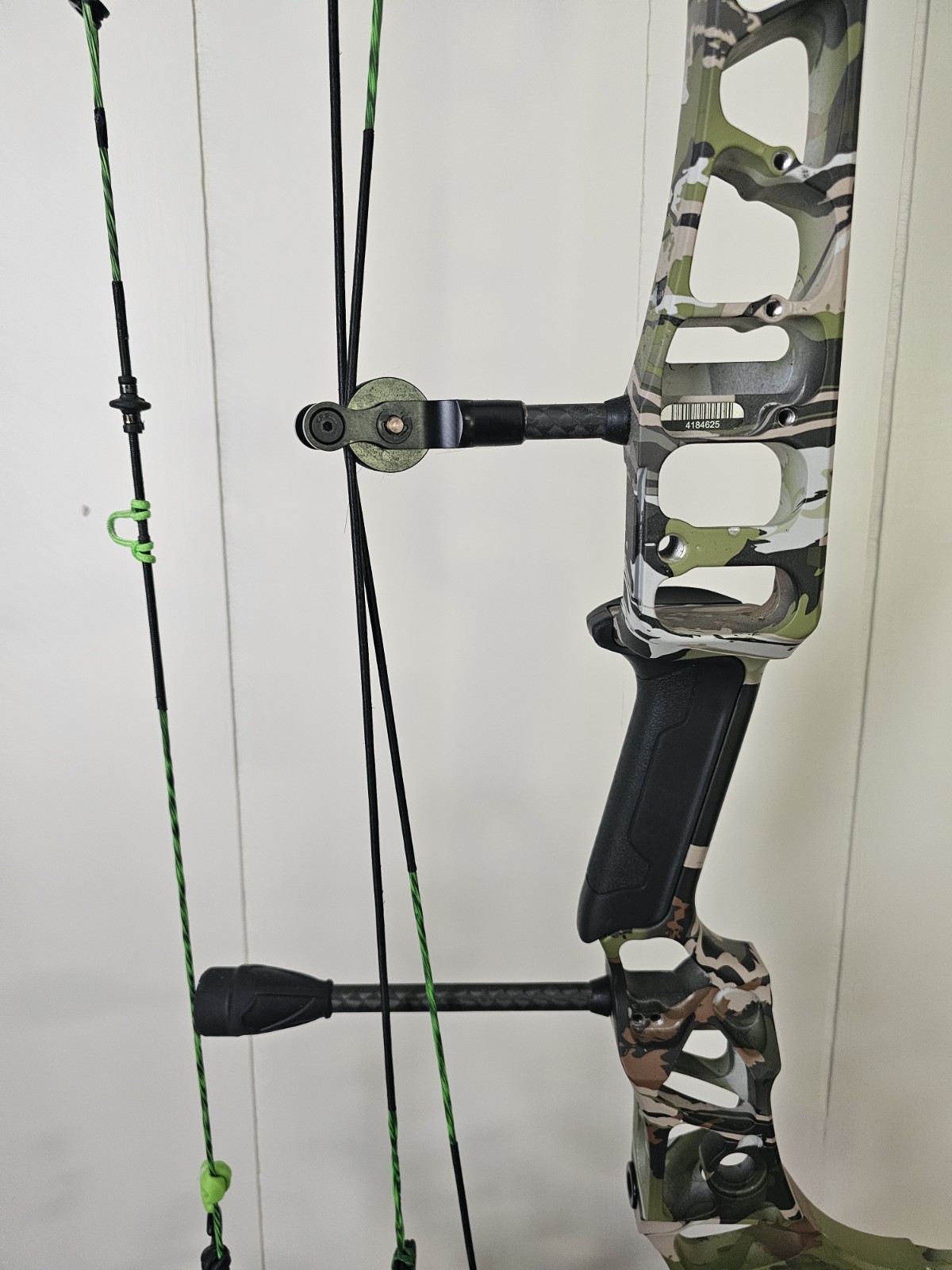 Mathews Vertix Compound Bow