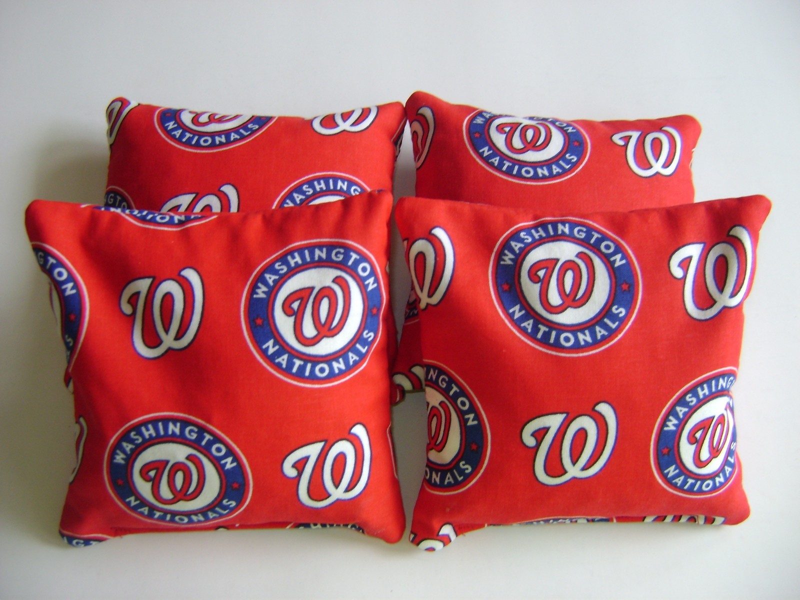 WASHINGTON NATIONALS CORNHOLE BEAN BAGS SET OF 4 TOP QUALITY TOSS GAME