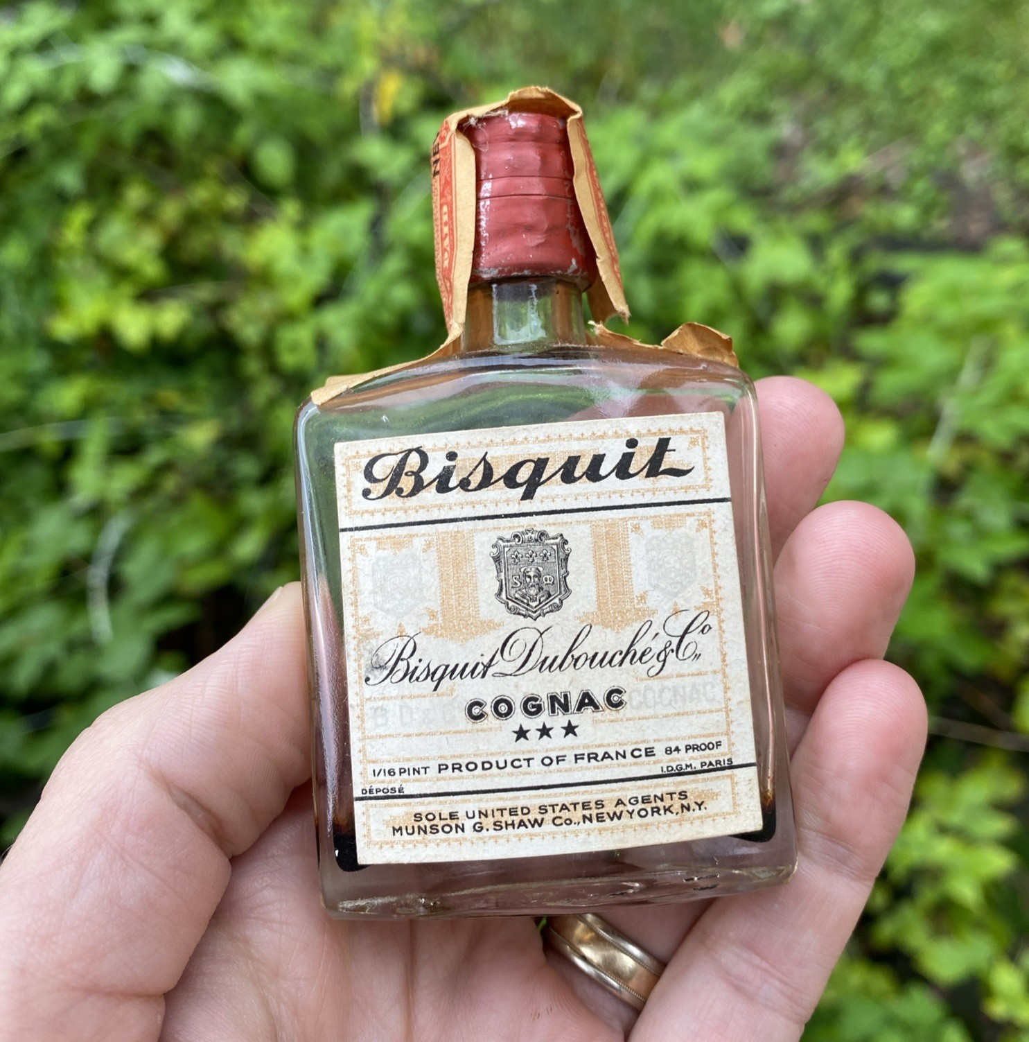 VTG Bisquit Dubouche & Co Cognac 3star EMPTY bottle, 1/10 pt, w tax stamp c 1940