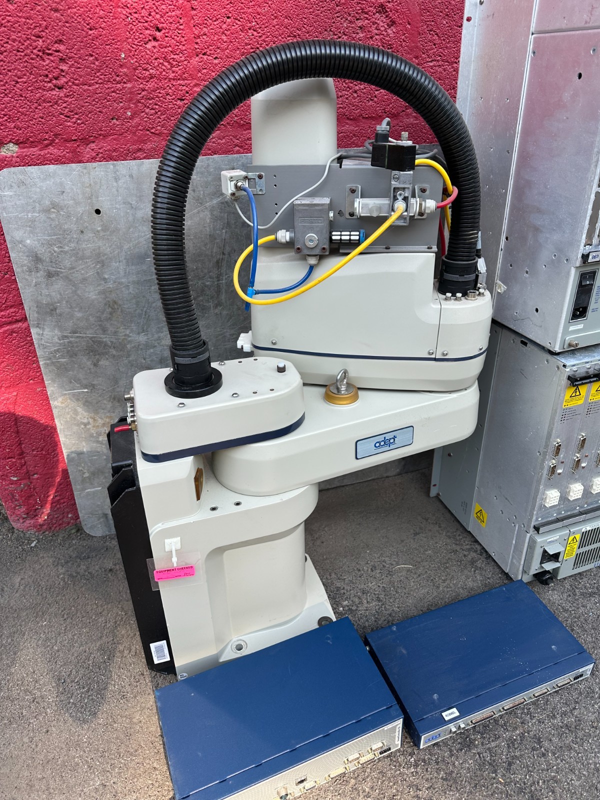 ADEPT COBRA S600 ROBOT With CONTROLLER