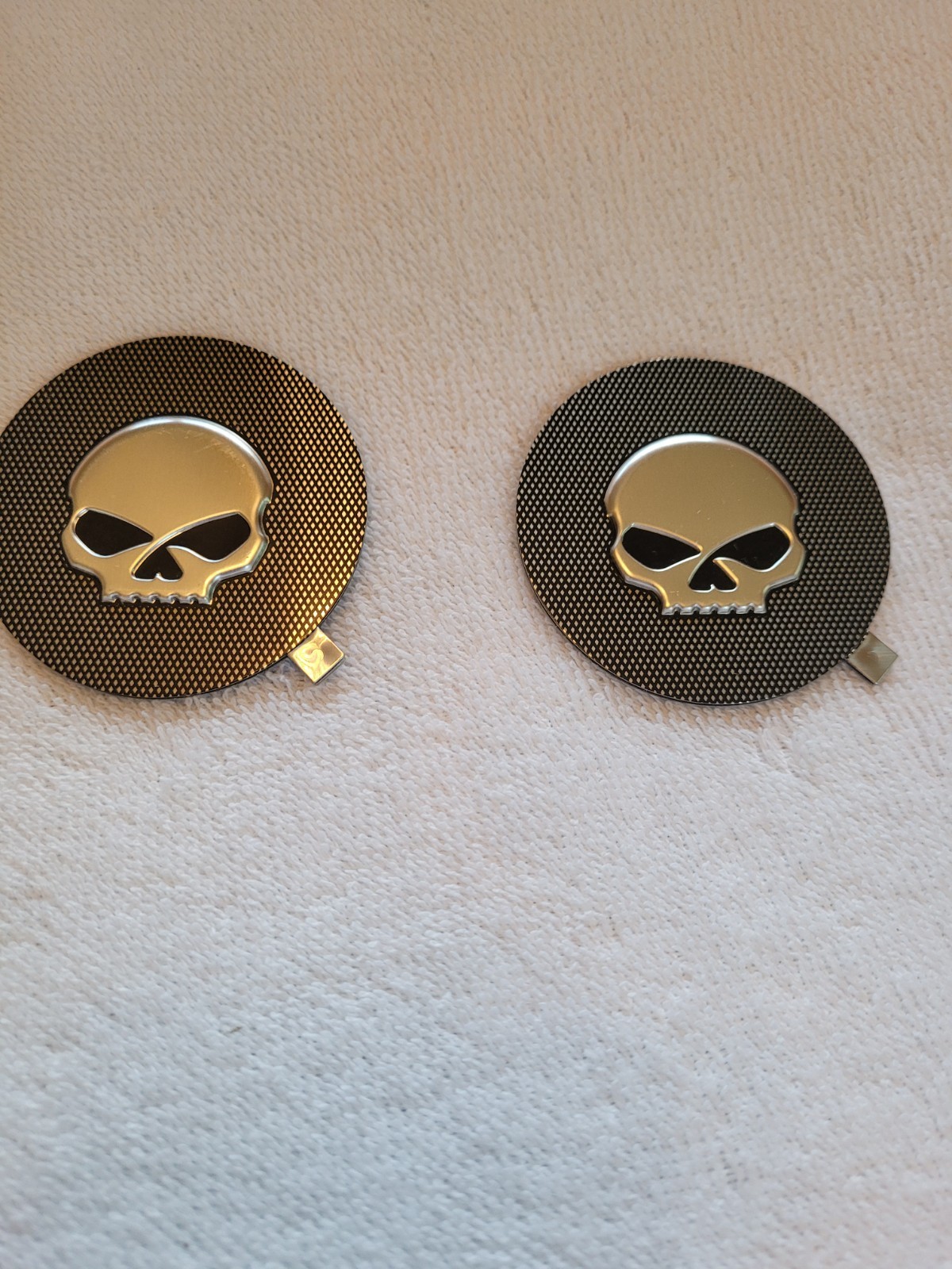 Harley-Davidson Willie G Skull Embossed Aluminum Heavy Breather End Caps Pair
