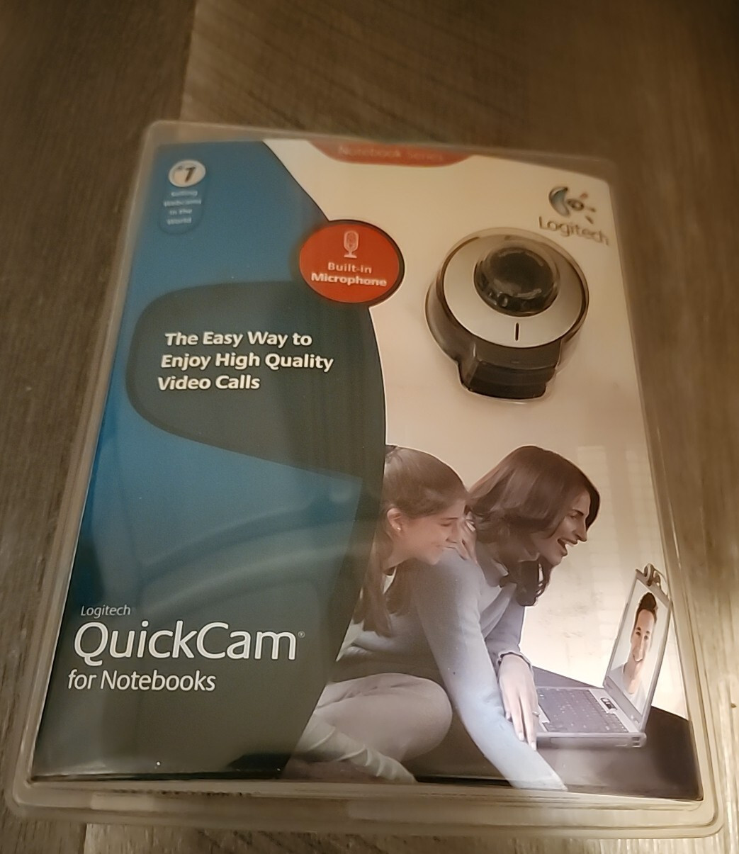 Logitech QuickCam for Notebooks Silver Built In Microphone Factory Sealed A7