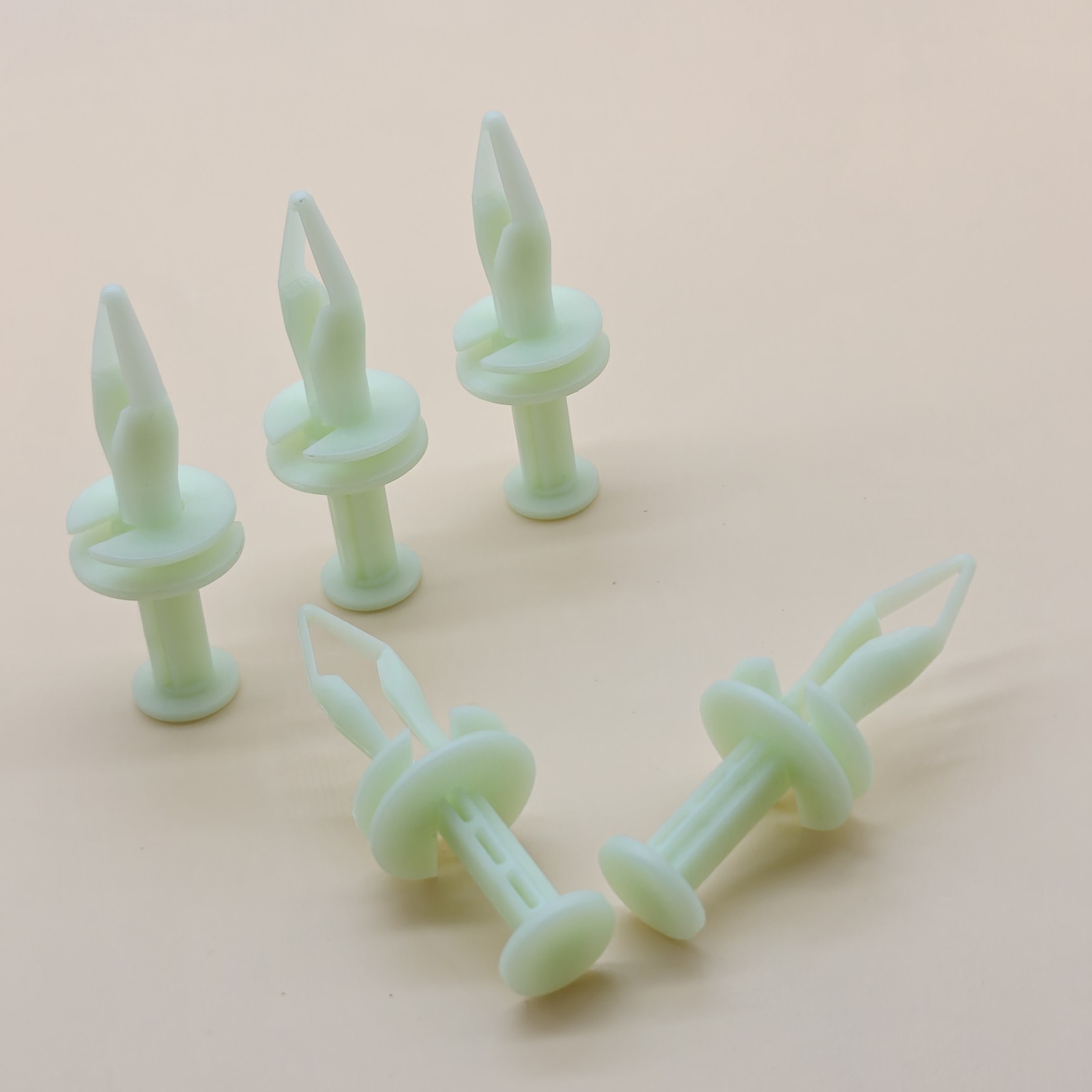 10 Pcs Radiator Air Baffle Retainer Clip For Buick Allure LaCrosse Chevrolet