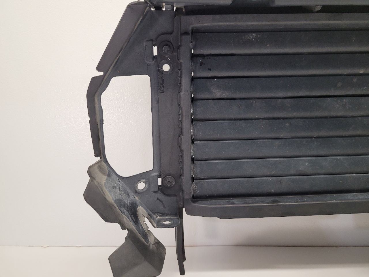 2019 GMC Terrain Air Shutter