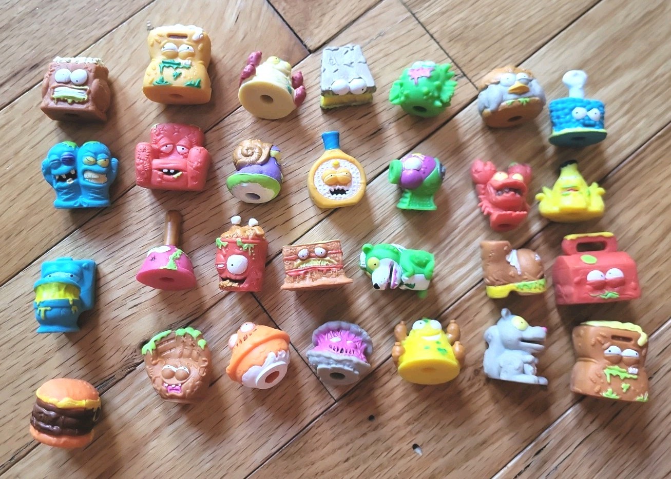 Grossery Gang 28 Pieces -Moose Toys-Mixed Series Clean VG