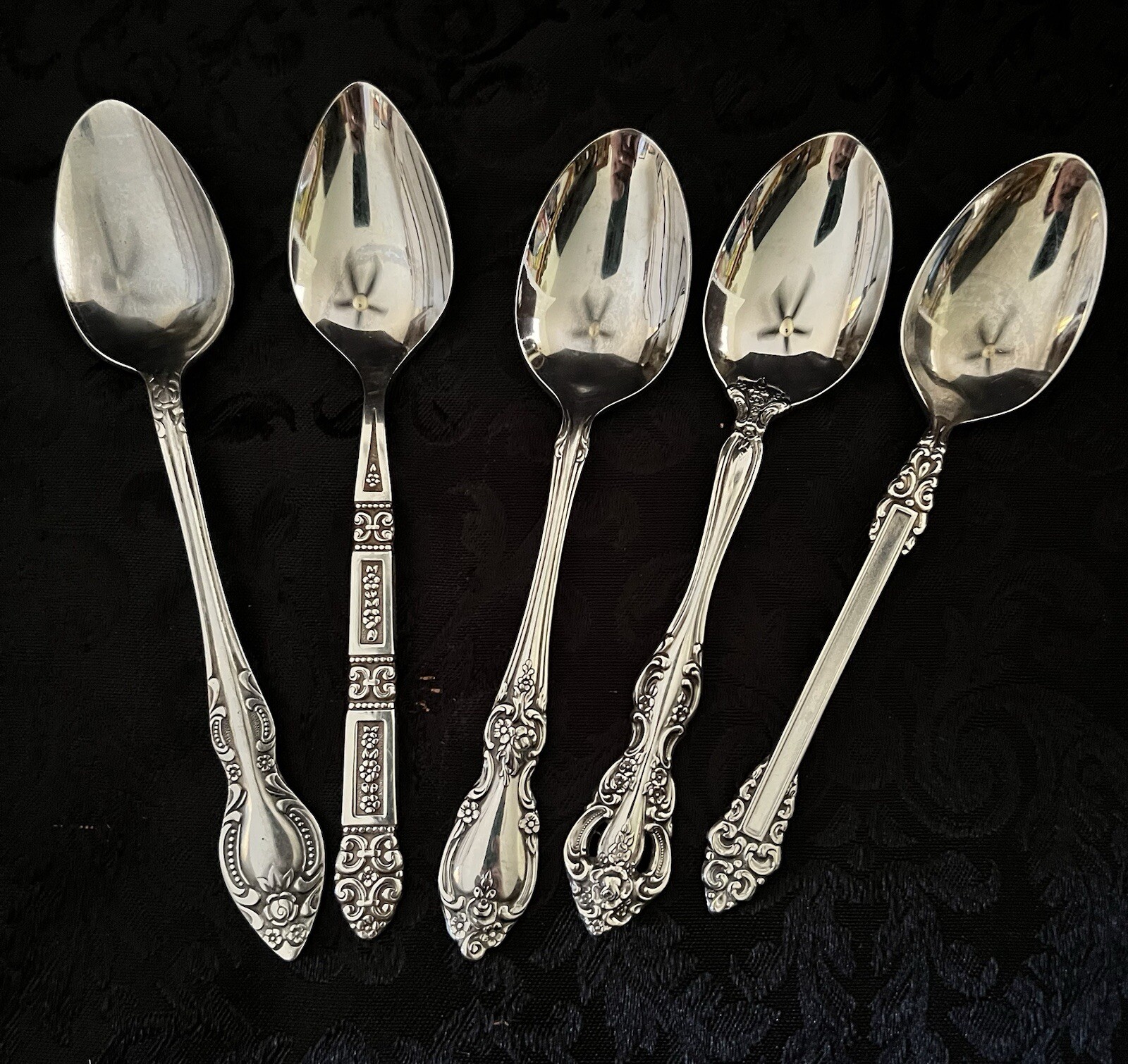 Oneida Decorative Stainless Spoons (4) & Rogers Co. Stainless Spoon (1) Used-N7
