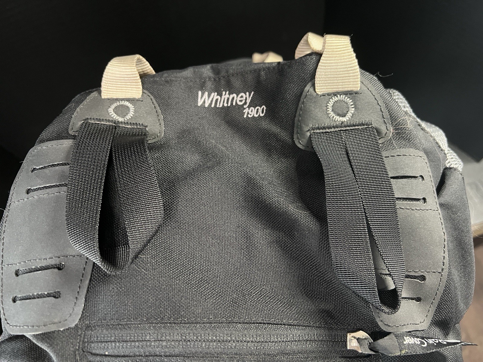 Kelty Whitney 1900 Black Backpack Hiking Hydration Daypack Style 22033060