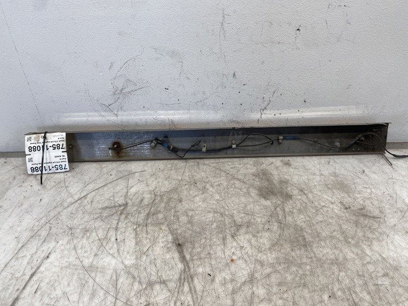 2000 Peterbilt 379 Cab Exterior Trim Panel (785-11088)