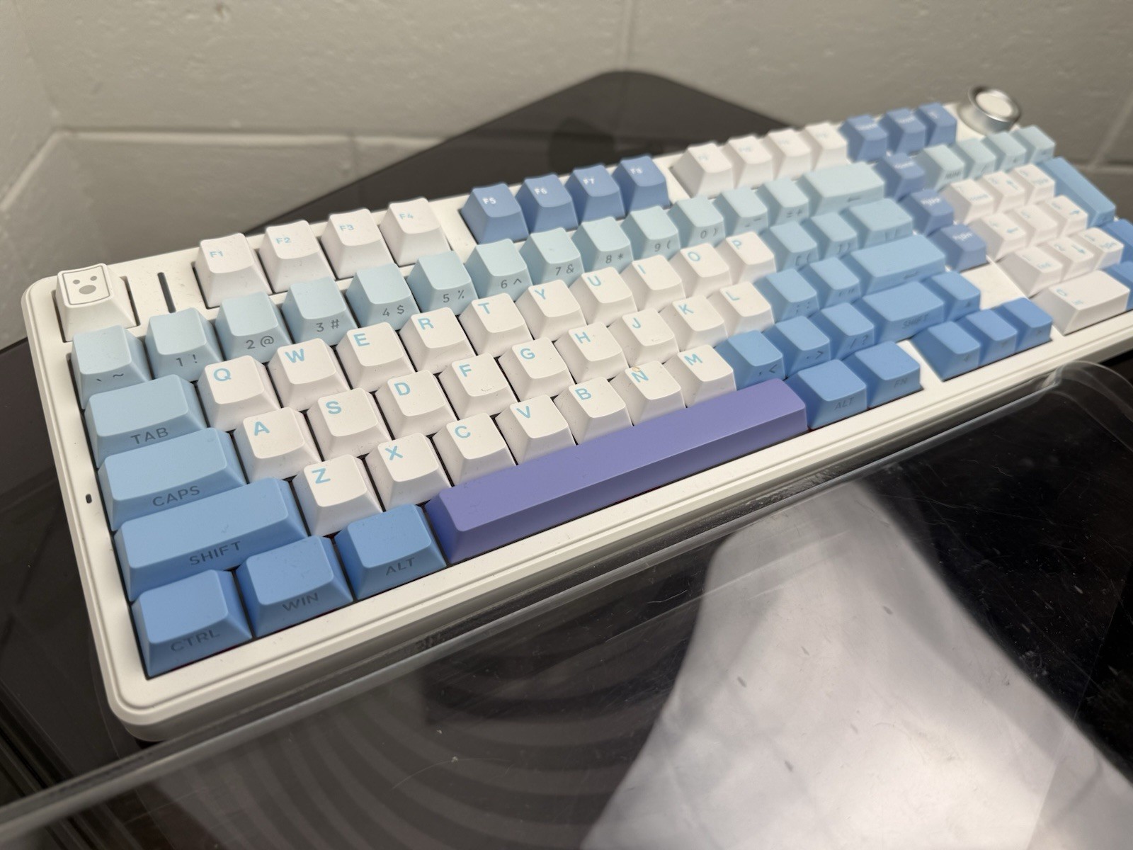 Aula F99Pro Mechanical Keyboard w/ White Case, Rotary Knob, Blue & White Plastic