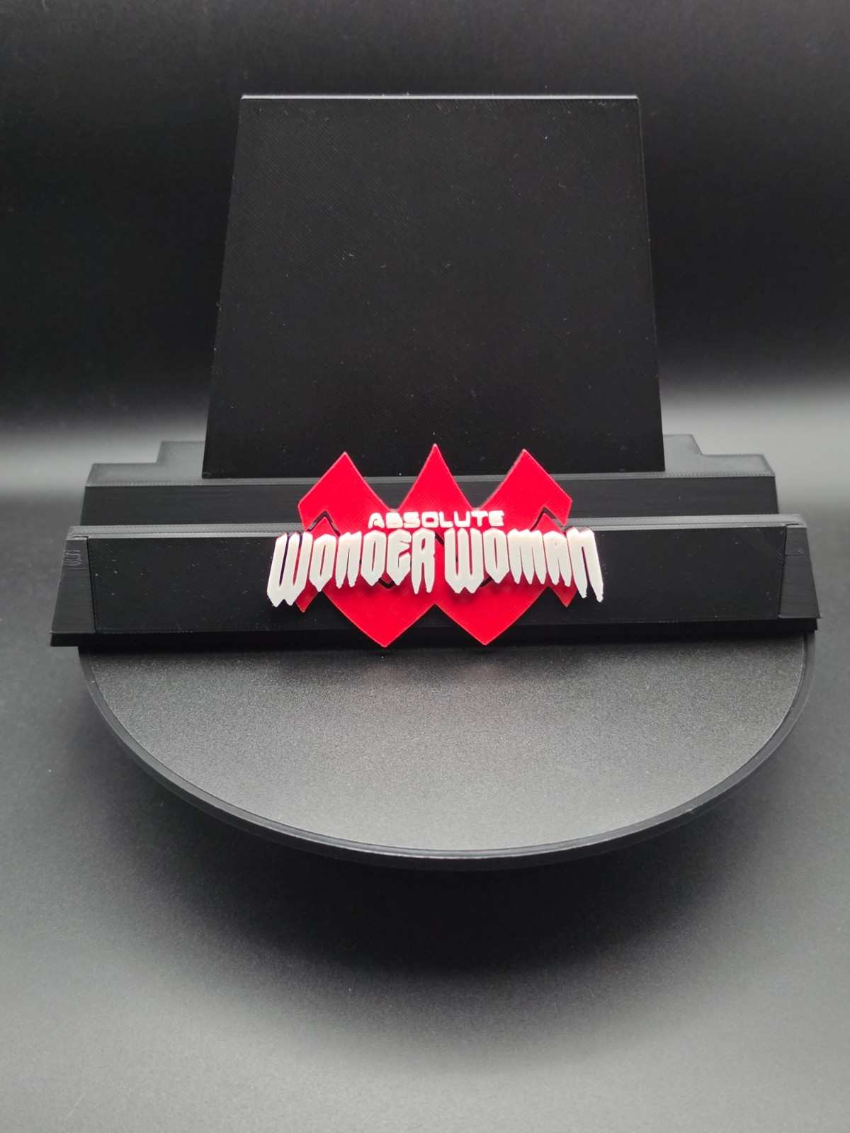 Absolute Wonder Woman Comic Book Display Stand, CGC, CBCS Non-Graded Comics