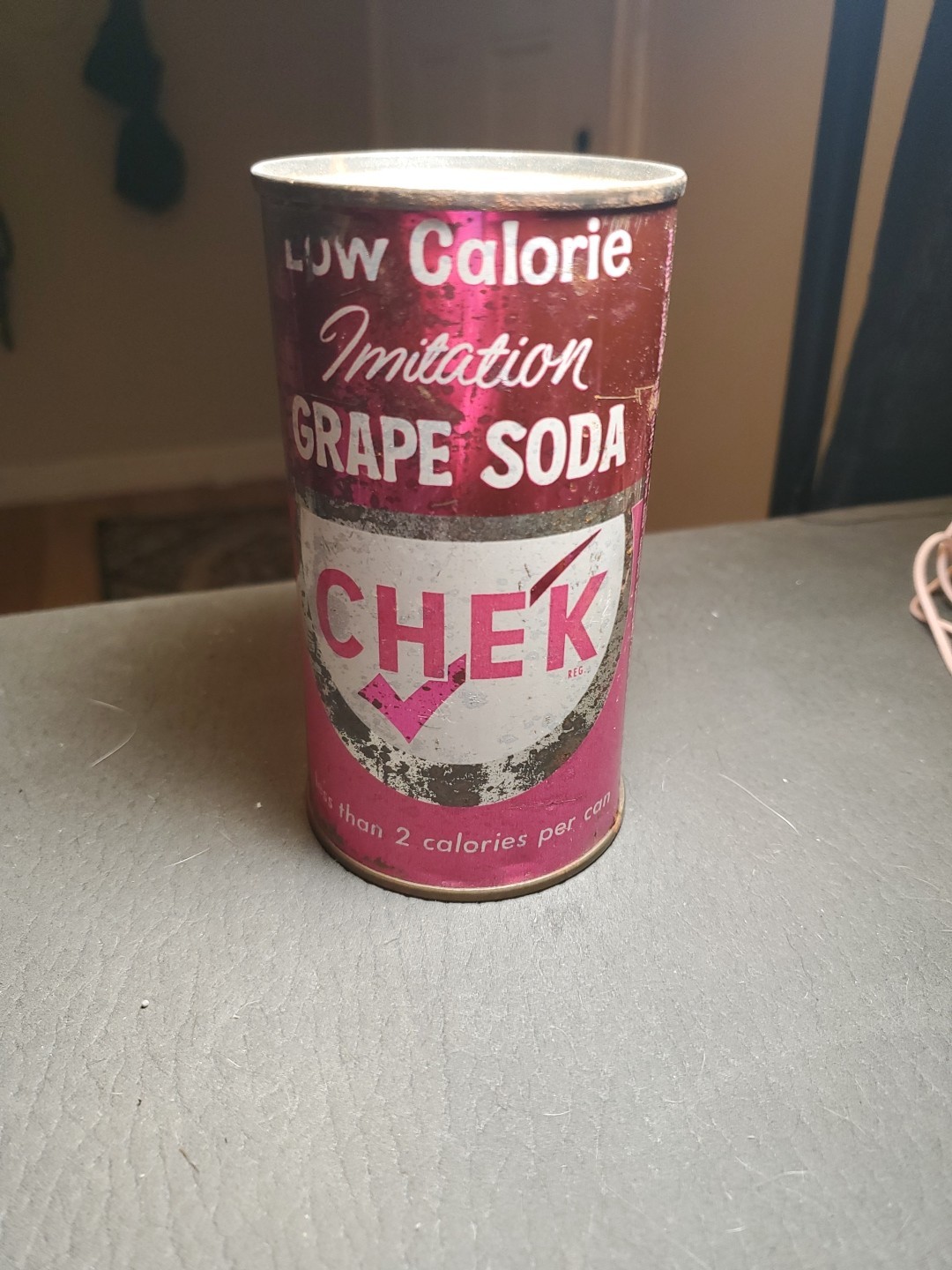 CHEK Low Cal IMITATION GRAPE Flat Top Vintage Soda Can
