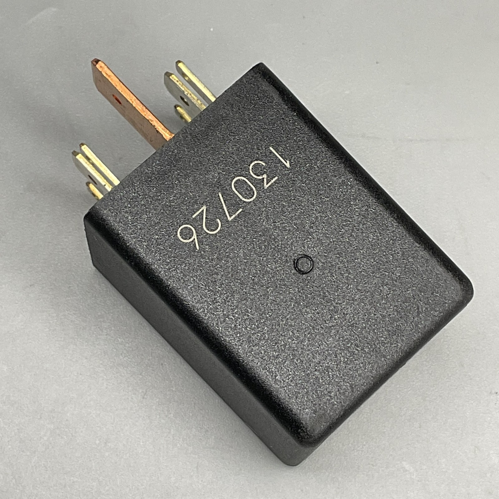 For Jetta Golf Beetle Passat TDI Diesel 1.9 OE Glow Plug Relay 0281003013 12V