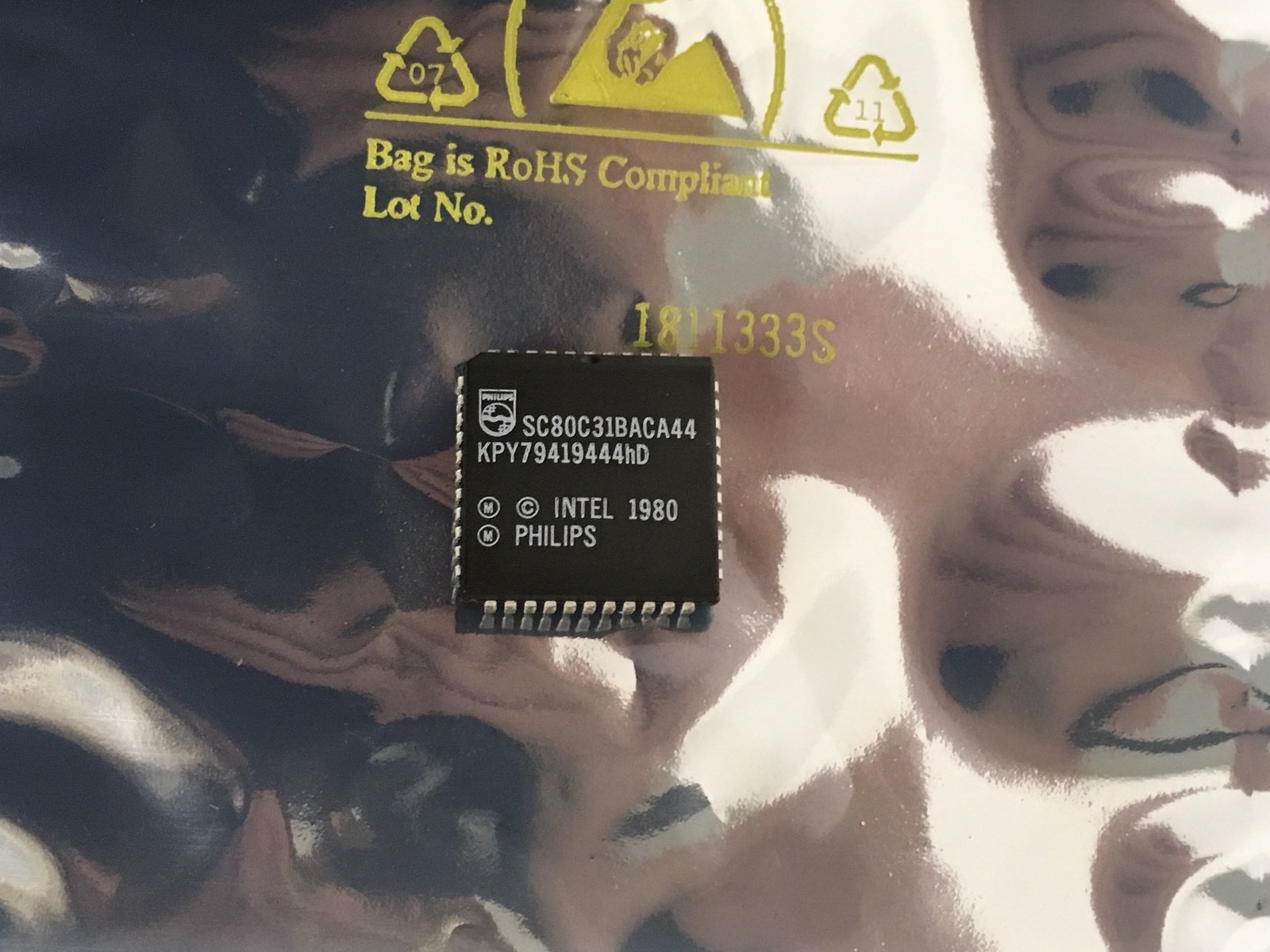 NEW Phillips SC80C31BACA44 CMOS Single-Chip 8-Bit Microcontroller