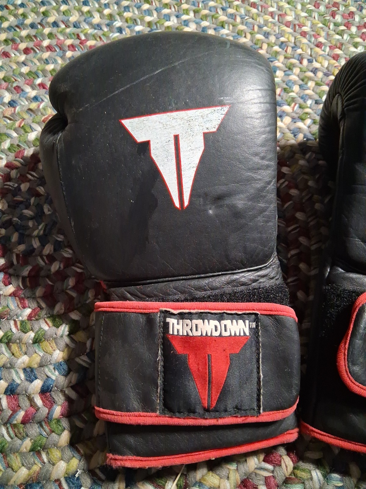 Throwdown MMA Gloves 4 Oz.