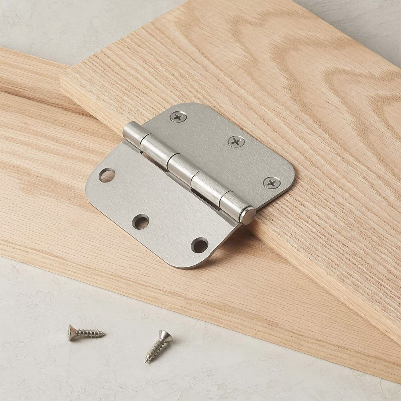 Rounded 3.5 Inch x 3.5 Inch Door Hinges, 18 Pack, Satin Nickel Amazon Basics