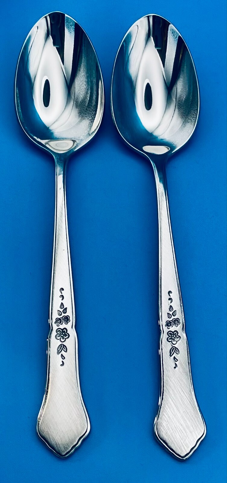 2 TWO MINT Oneida ASHMORE Teaspoons 6 1/8" Stainless Flatware Burnished