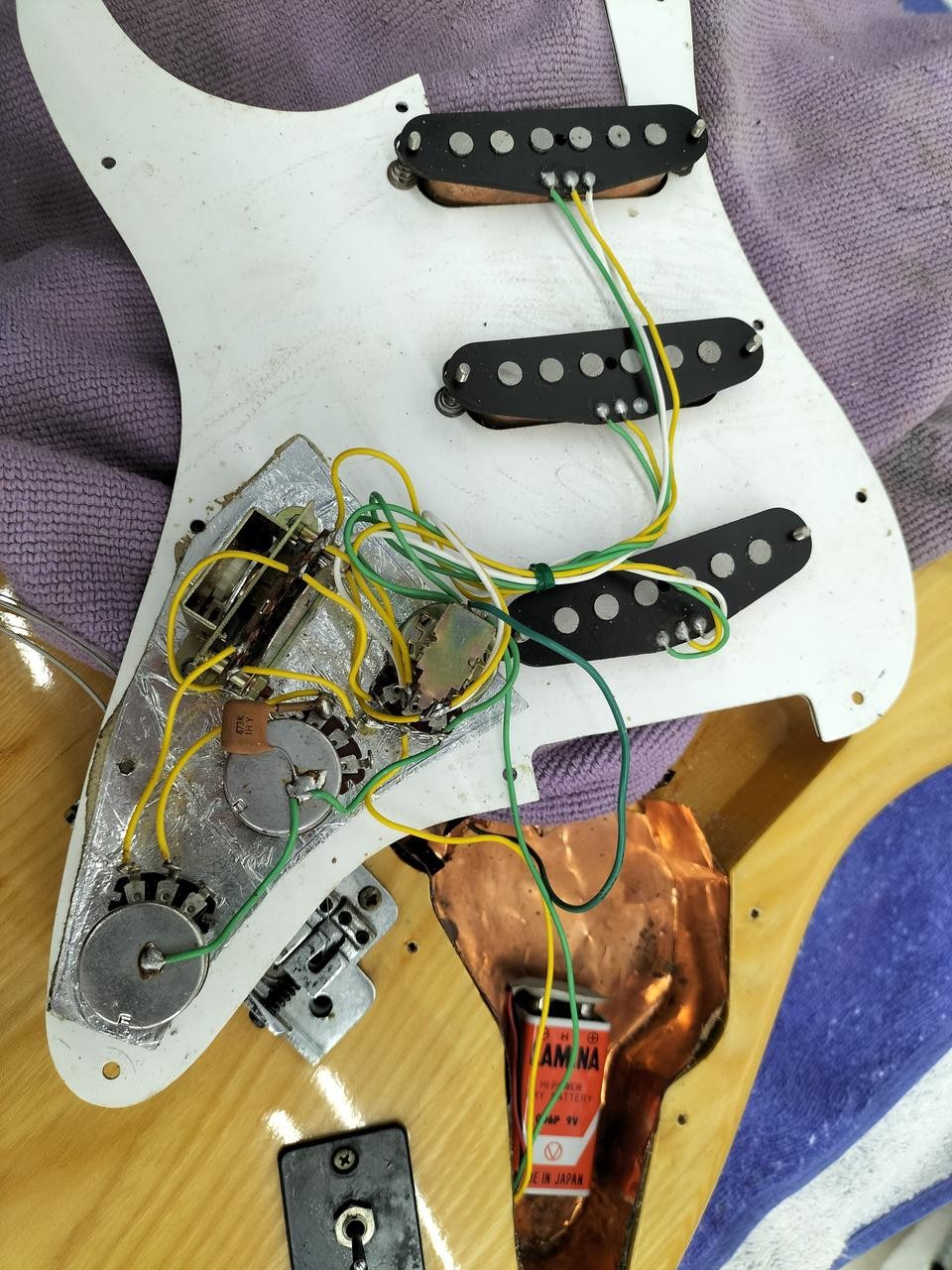 FERNANDES FST-60 Electric Guitar
