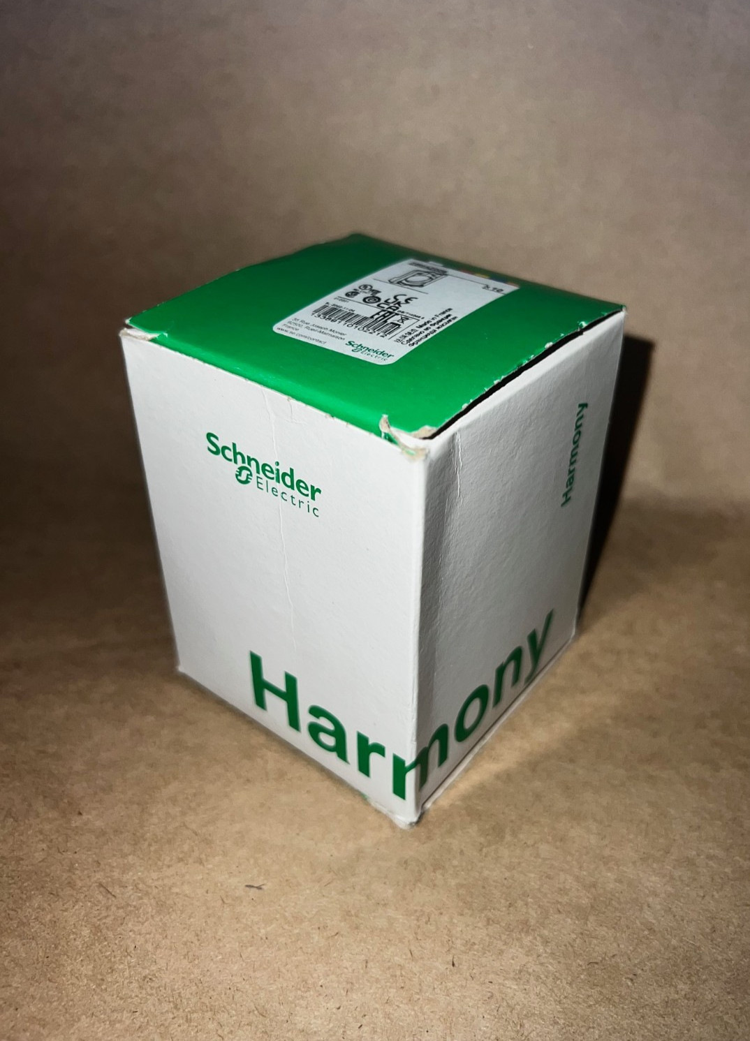Schneider Electric ZB5AZ009 Pushbutton Mounting Collar (Qty 10) *NEW*