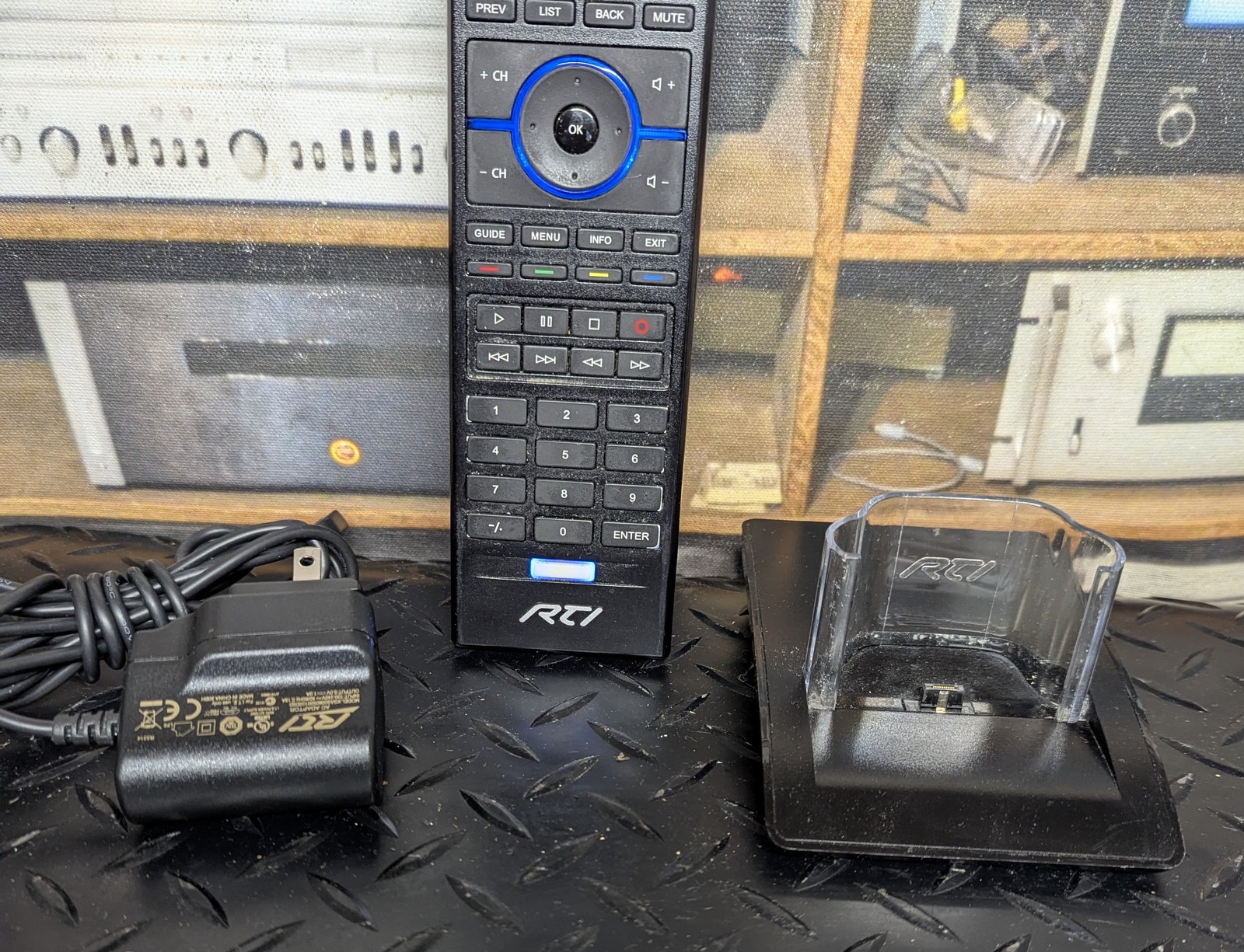RTI T2X programmable remote control with charging base and power supply