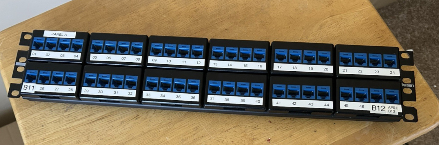 Panduit 48 Port Patch Panel Fully Loaded CAT 6 Keystone Jacks NK4MF