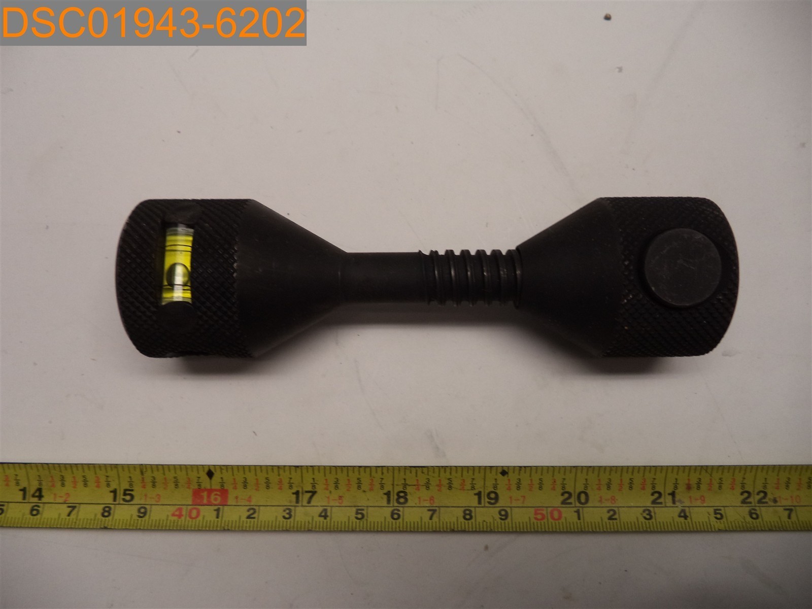 Flange Wizard Two-Hole Pins Threaded 4 5/8"-6 3/8" With Level