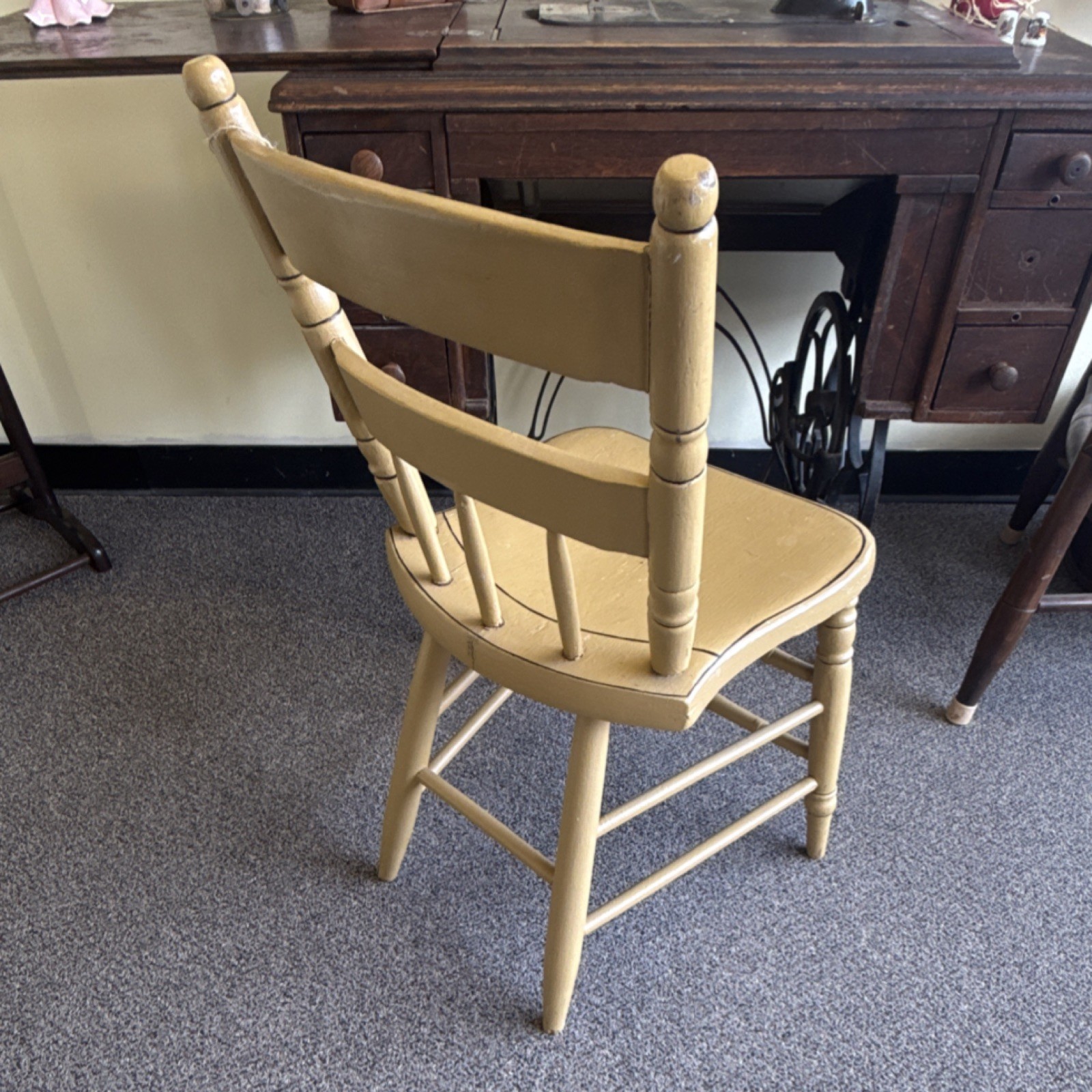 Antique Beige Wooden Dining Chair Floral Painted Floral & Garden Theme