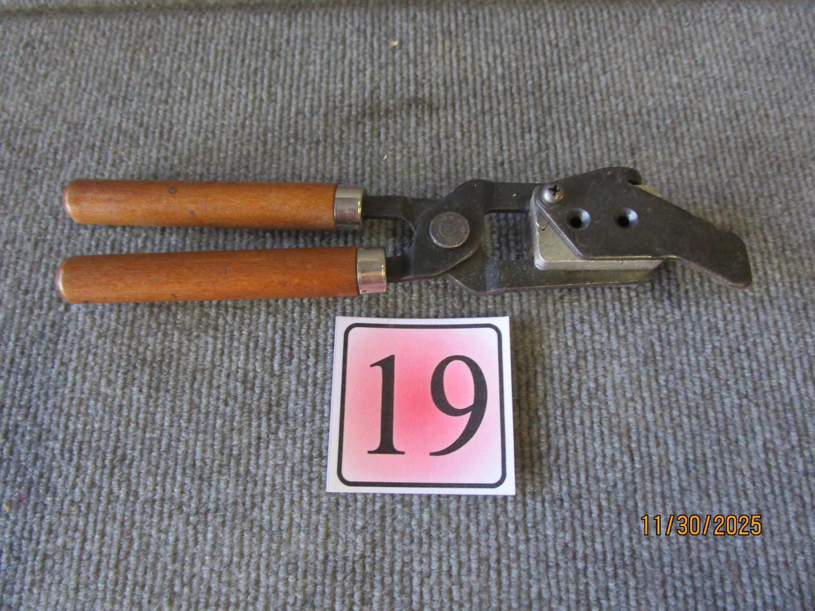 Vintage Lee 2 Cavity 129-255 SWC Bullet Mold