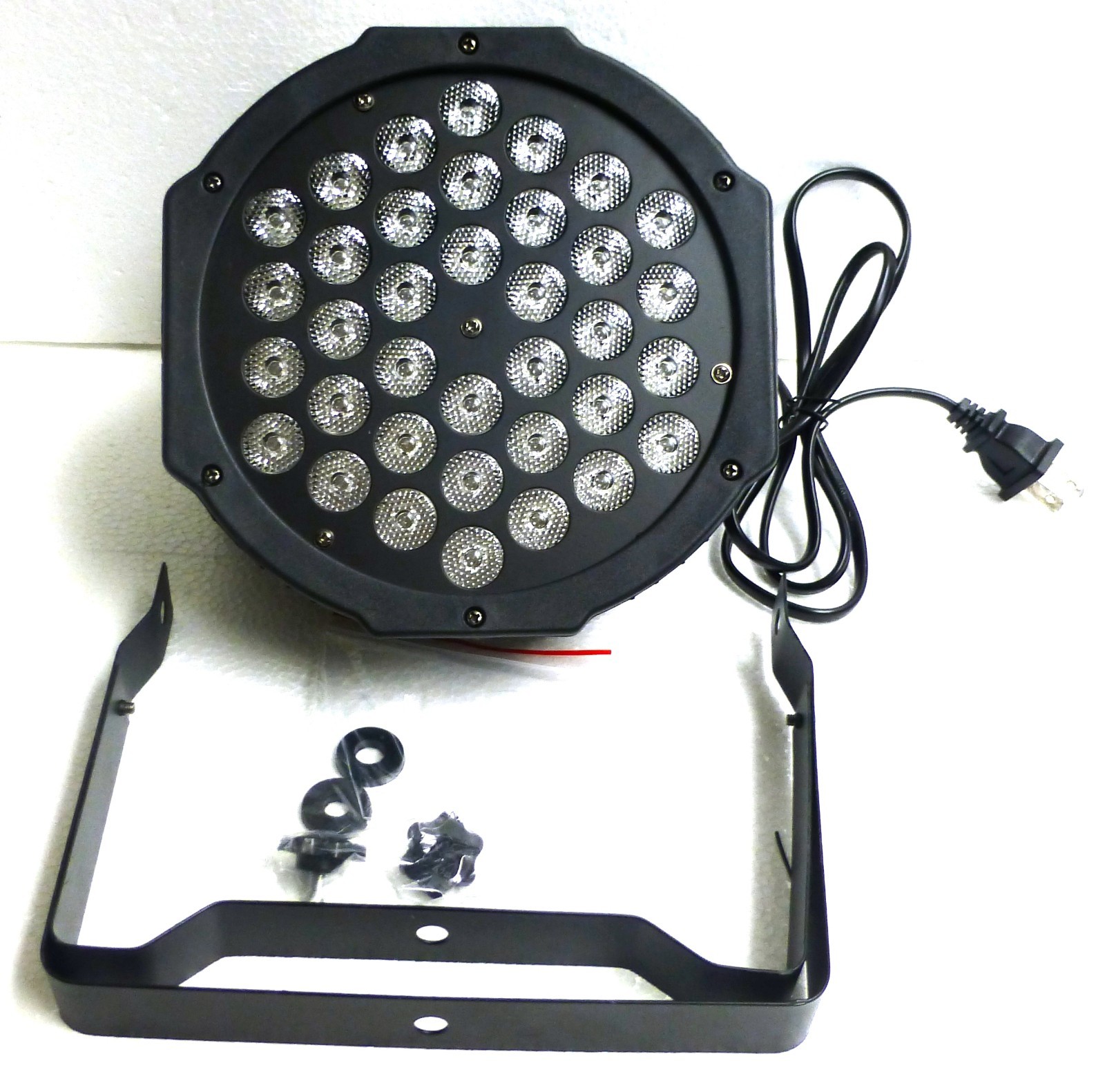 Artic 36 -1" W Flat Par Light LED with Single bracket.