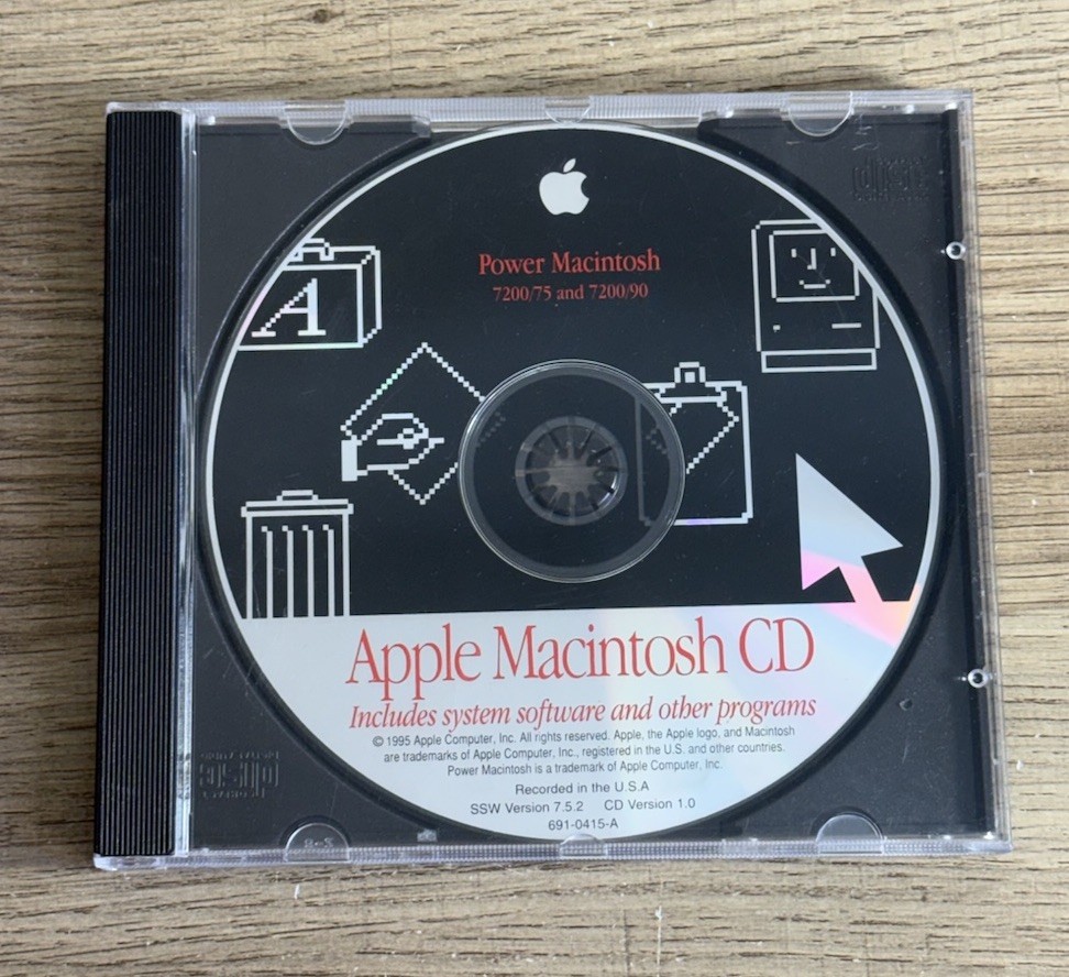 1995 Macintosh Power Macintosh 7200/75 7200/90 V 7.5.2 Software Install CD Disc