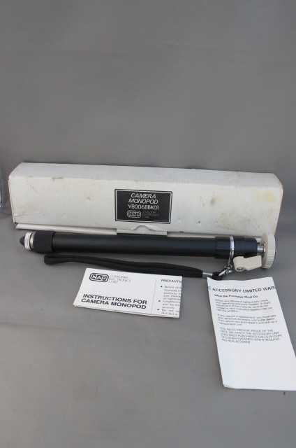 CAMERA MONOPOD V80068BKO1 JAPAN - NAP-NEW IN BOX W/INSTRUCTIONS