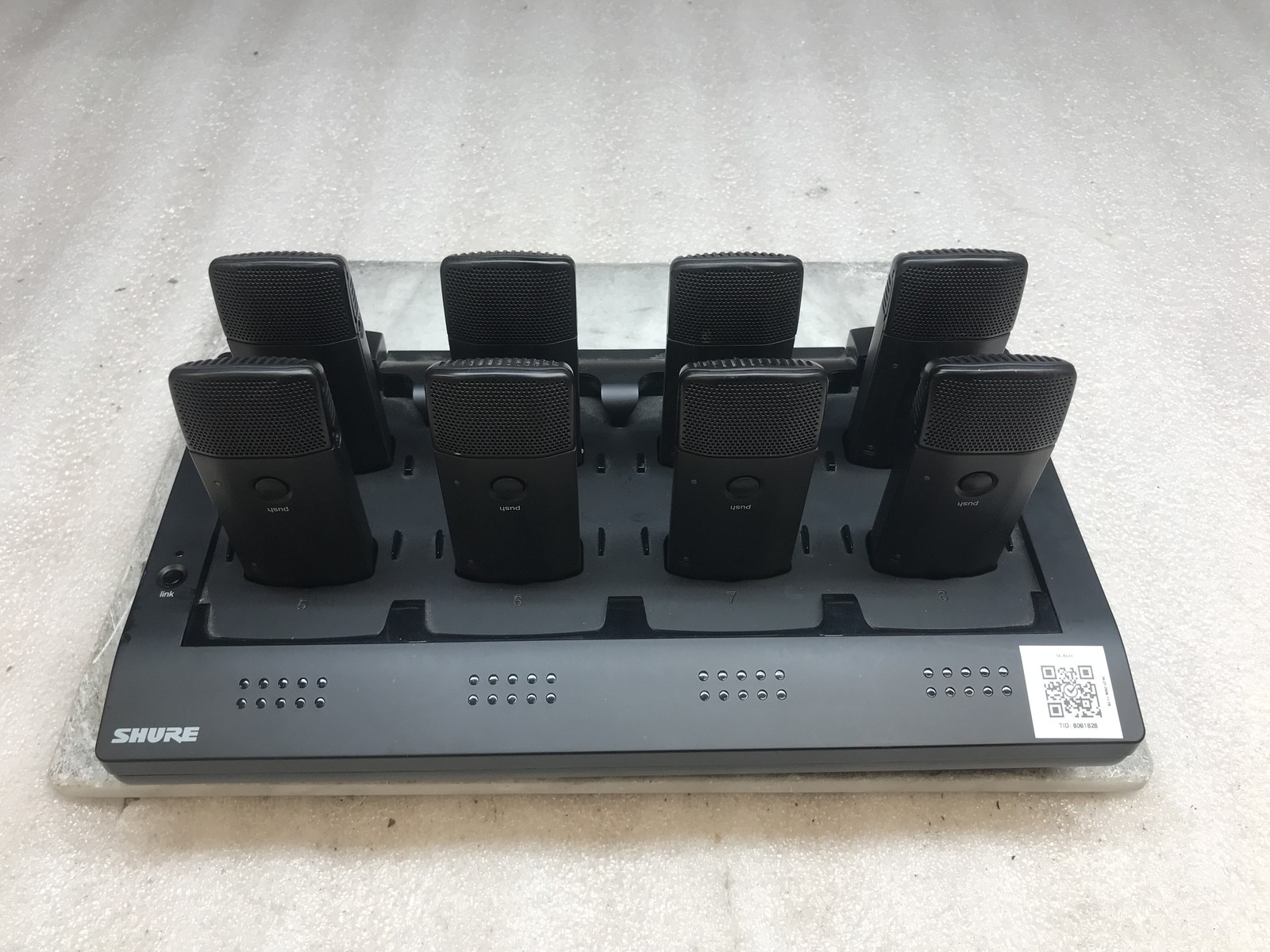 Lot of 8 Shure MXW6/C Z10 Transmitters & MXWNCS8 8-Port Charger *NO Adapter*