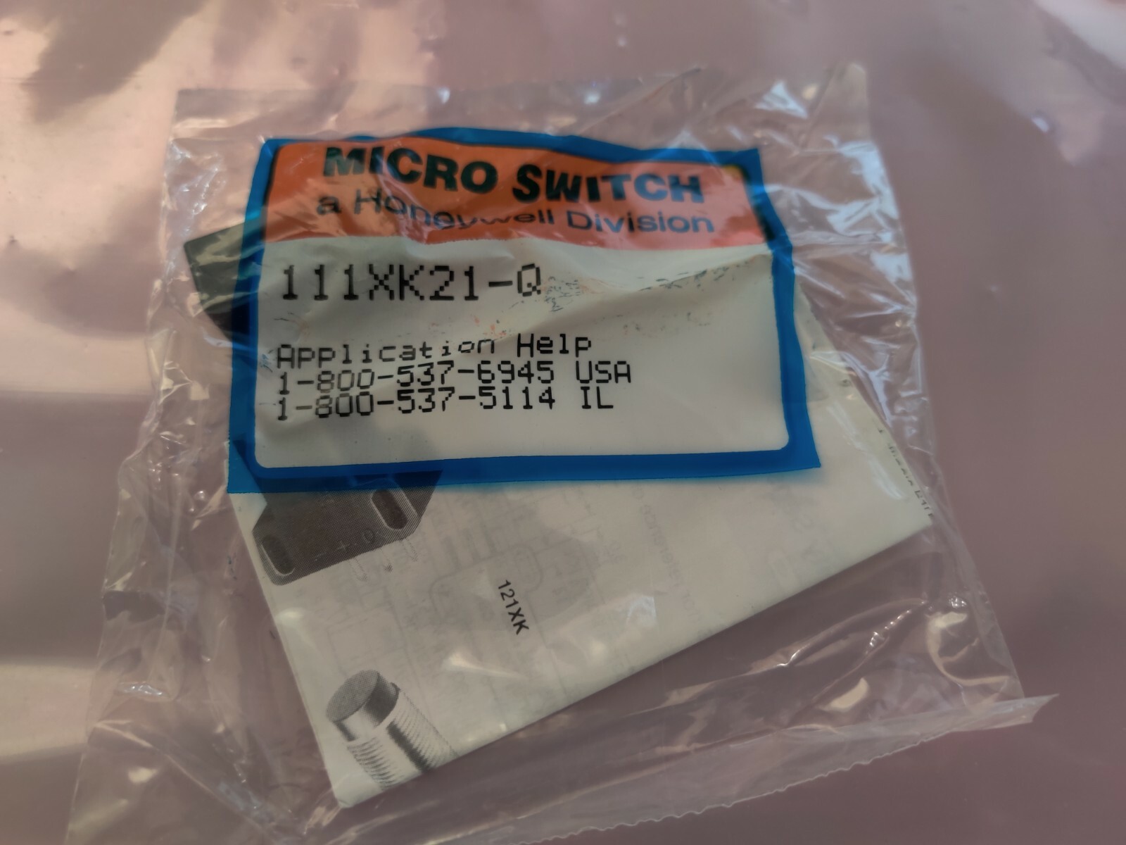 Universal Instruments Sensor Proximity 30873701  111XK21-Q
