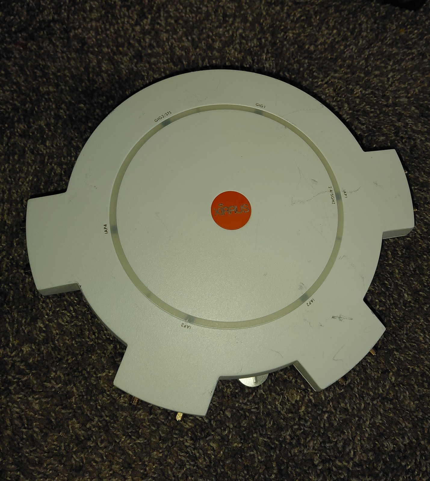Xirrus XA4-240 XA4240 Wi-Fi Access Point With Bracket