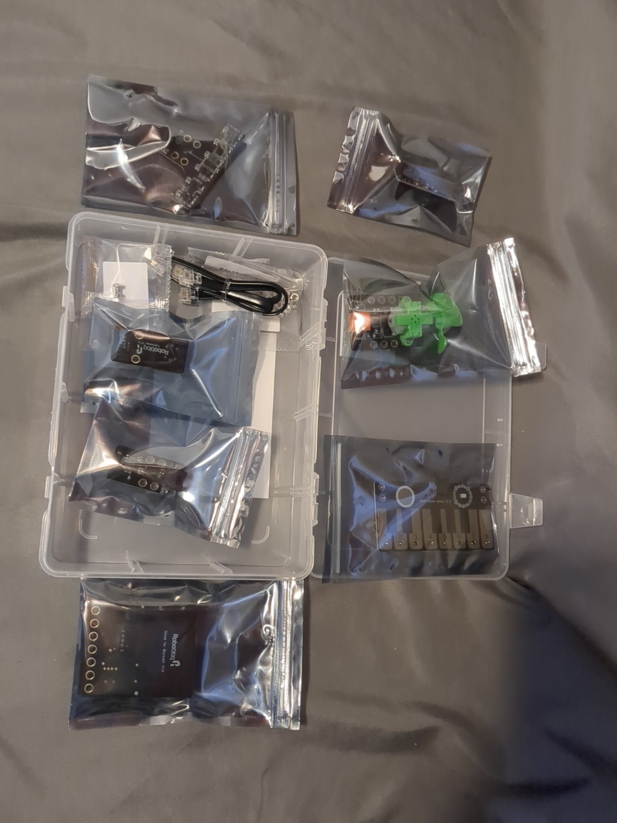 Robobloq Q-tronics B Sensor Expansion Kit for Micro:bit STEM Robotics – Complete