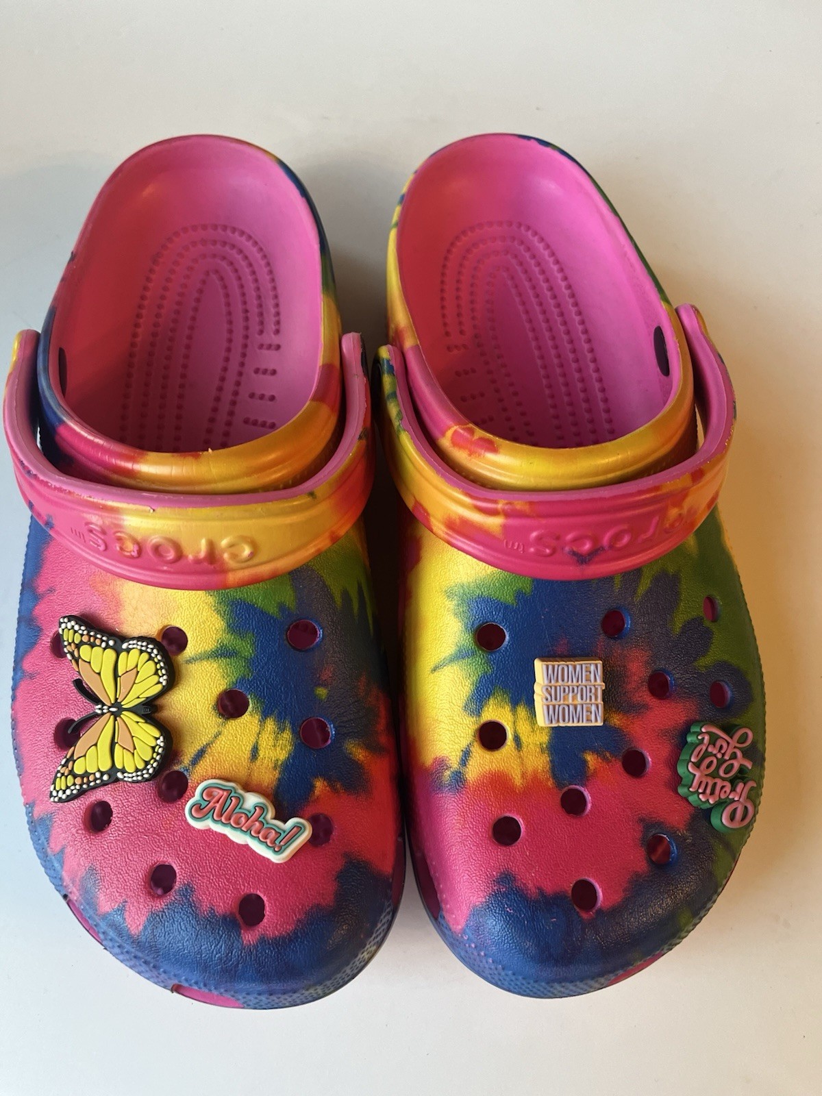 Crocs Classic Clogs Pink Tie Dye Graphic Lightweight Slip On Shoes Women's Sz 10