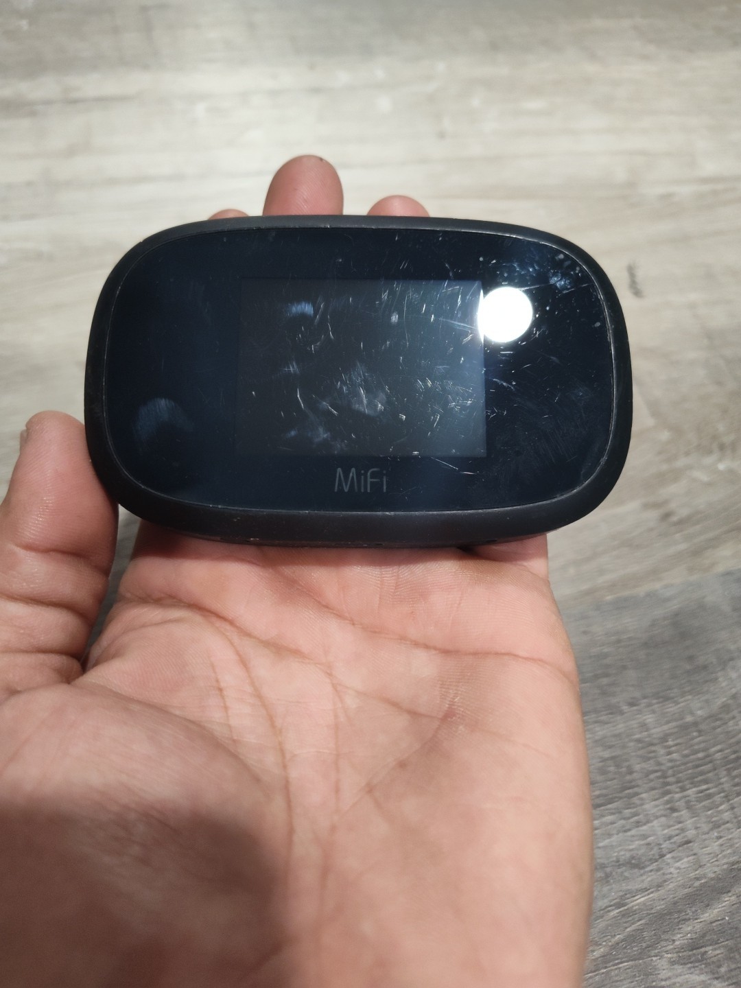Inseego MiFi 8000 Black Mobile Wi-Fi Hotspot 2.4" Touchscreen Portable 4G LTE