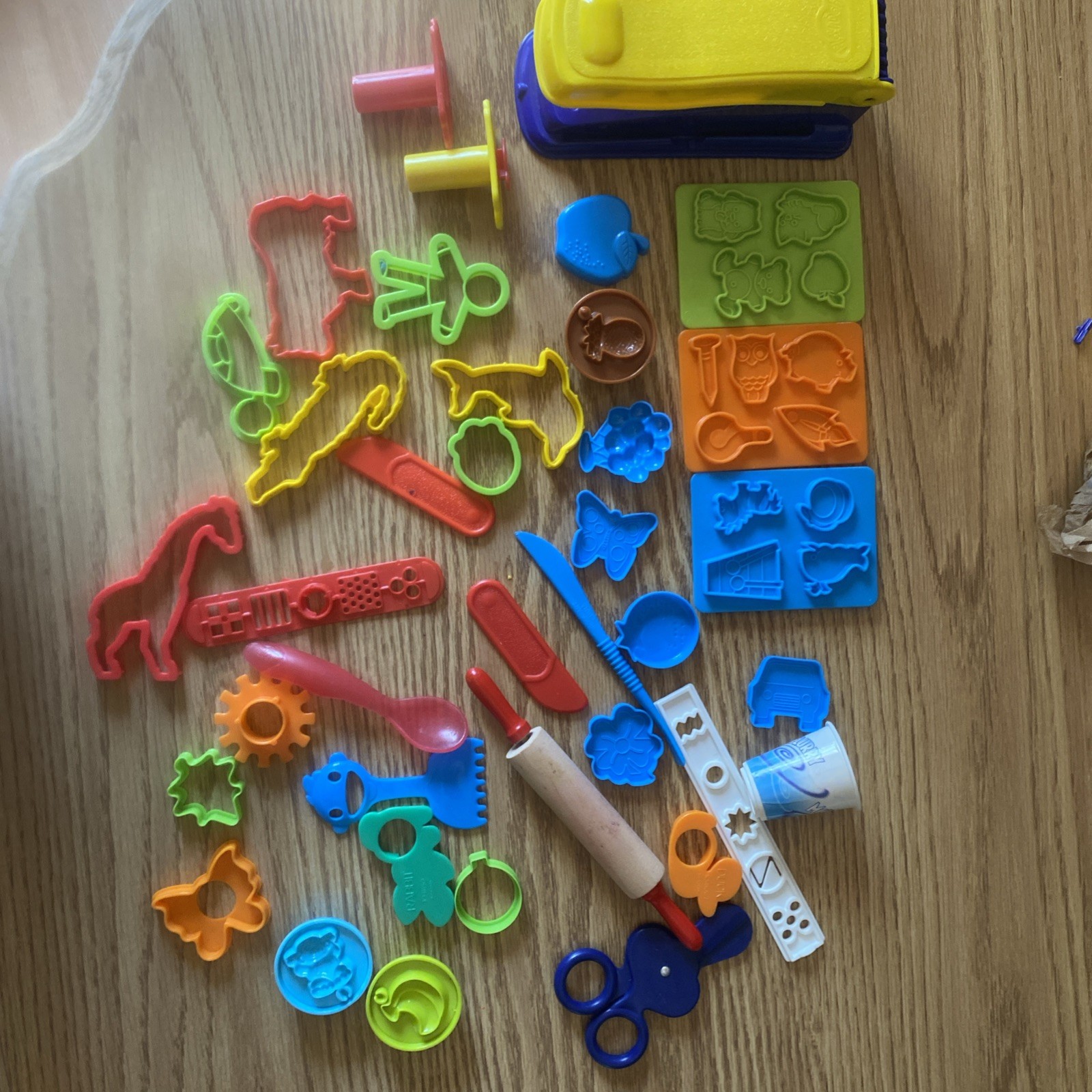 Play-Doh Dough Molds, Accessories, Tools, Cookie Cutters