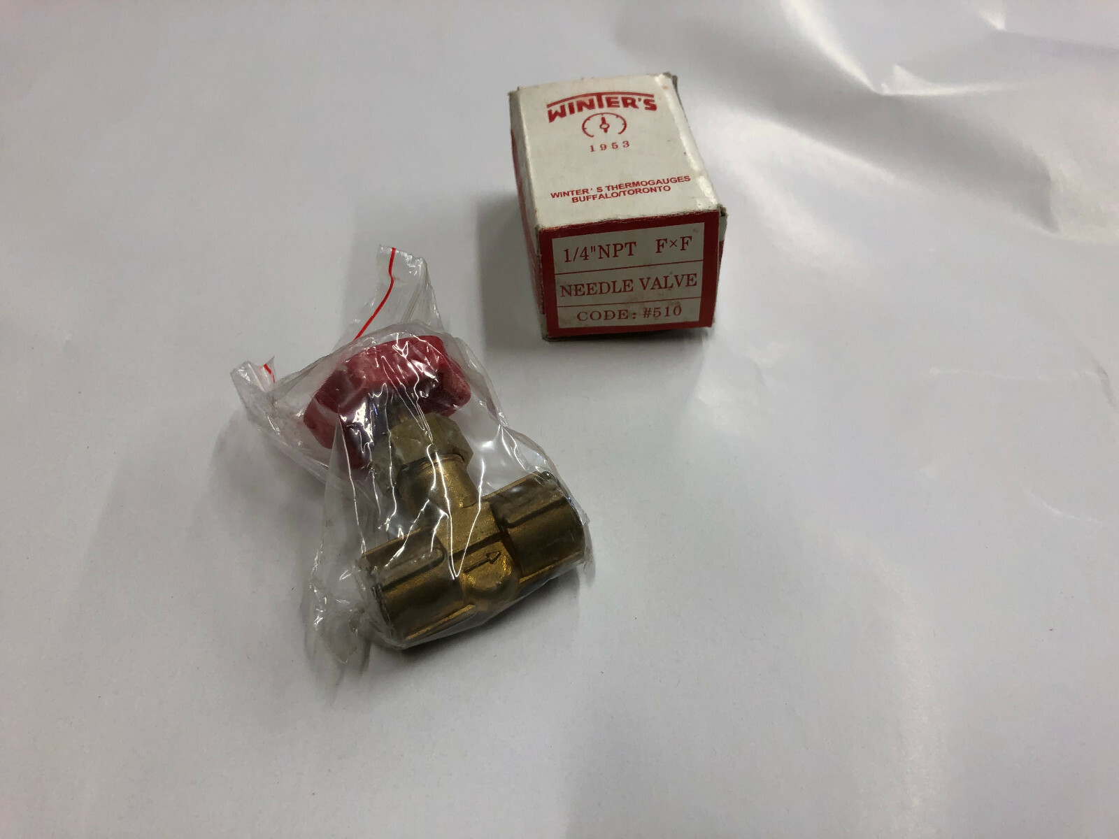 NEW Winters 510 Needle Valve 1/4"NPT FxF