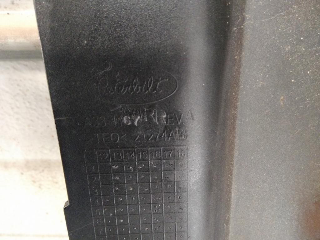 For 2020 PETERBILT 579 SIDE FAIRING Right , MD