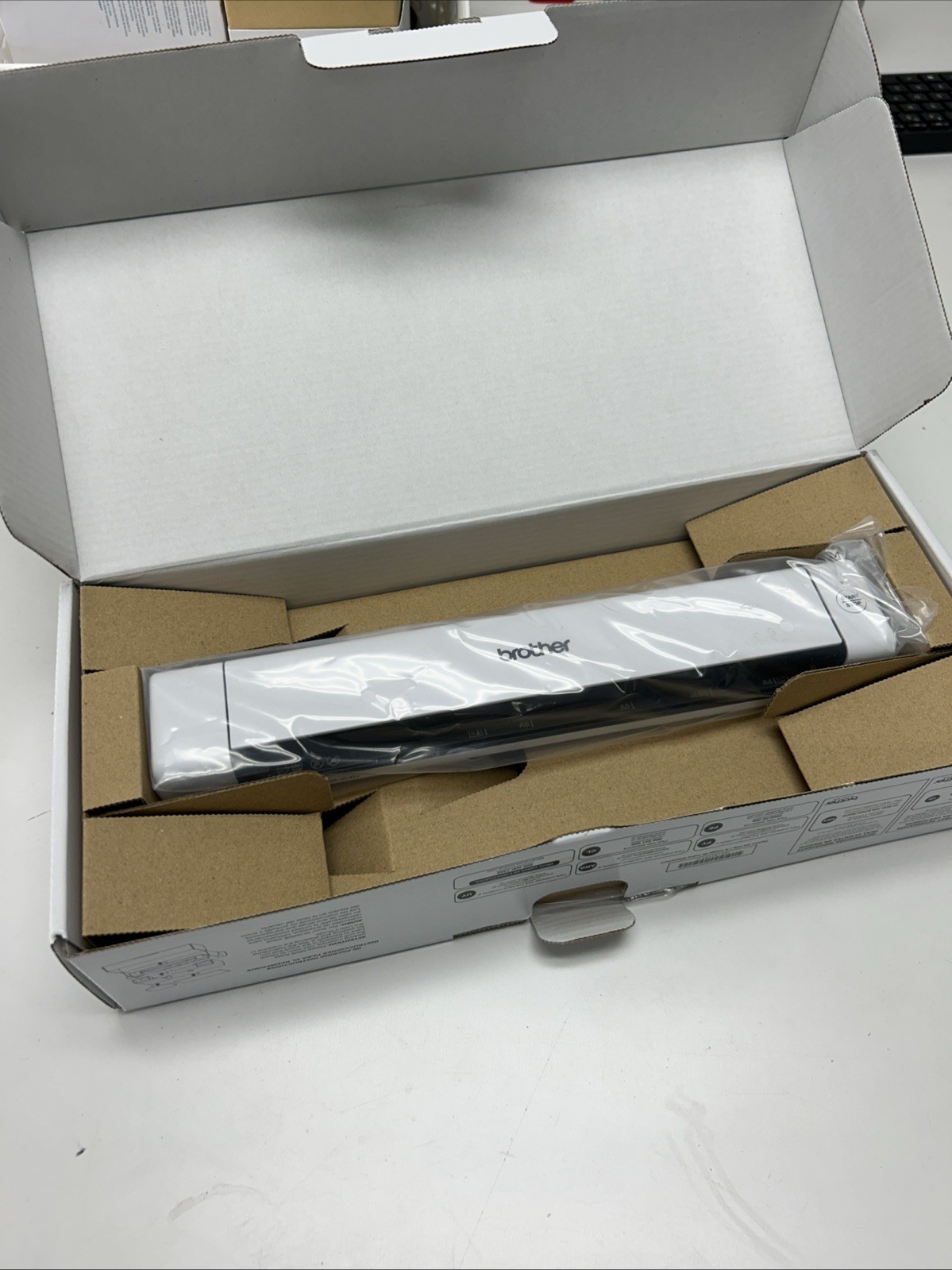 Brother DS-640 Compact Mobile Document Scanner - White
